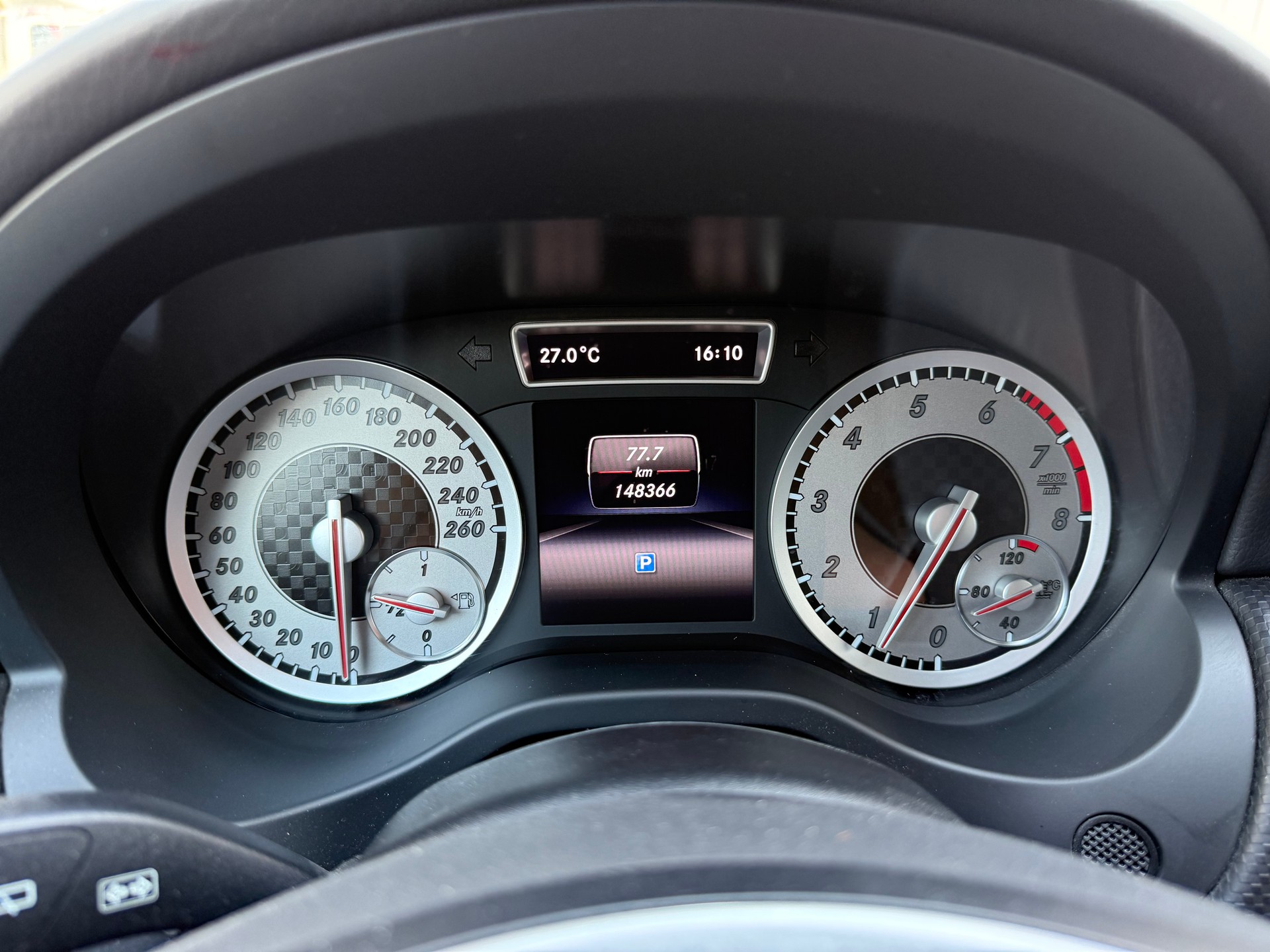 MERCEDES-BENZ A 200-image-4