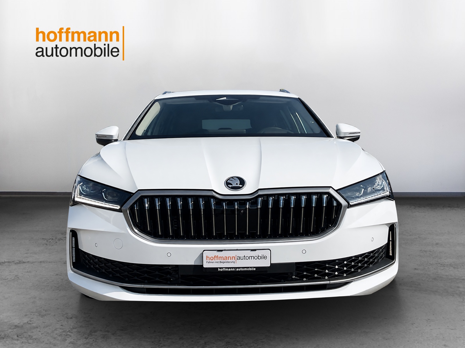 SKODA Superb Combi 2.0 TSI L&K 4x4 DSG-showroom-element-1