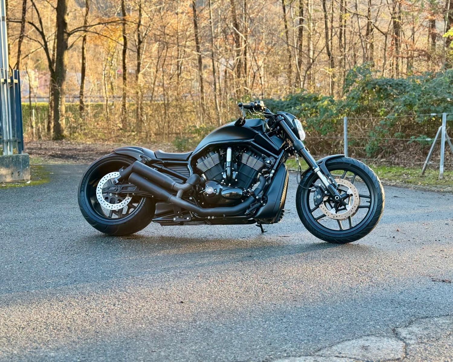 HARLEY-DAVIDSON VRSCDX 1250 V-Rod Night Rod Special