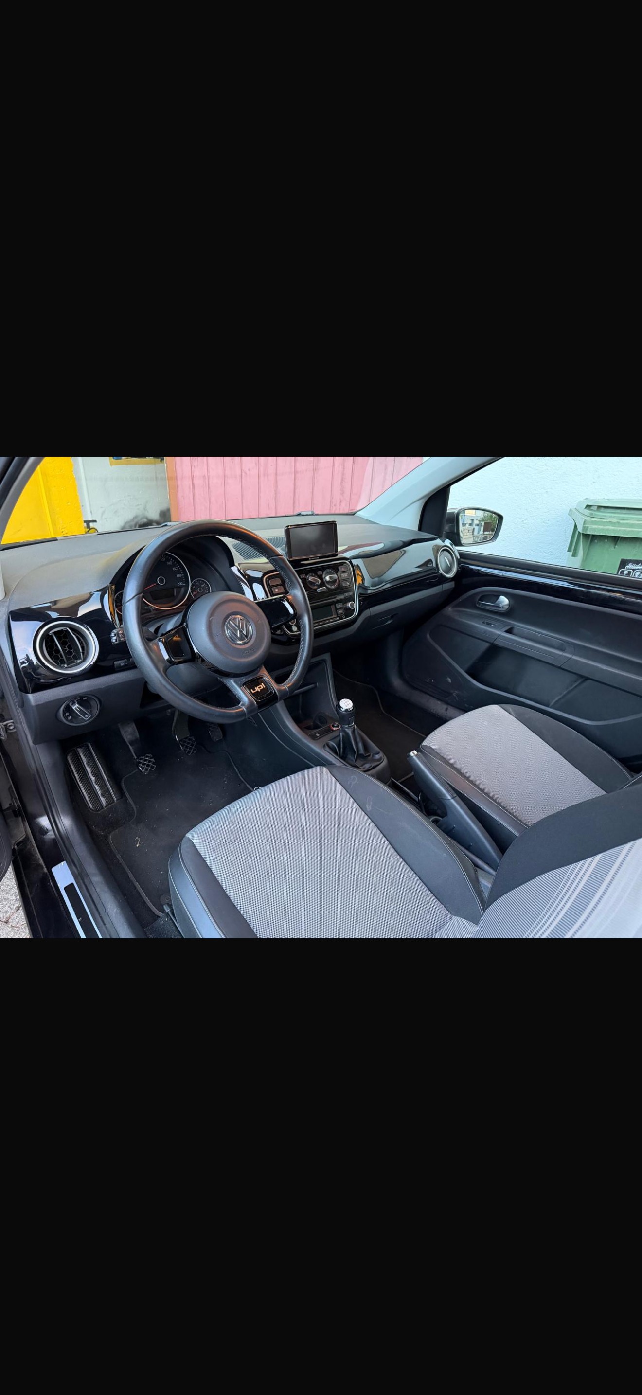 VW Up 1.0 move up-image-13