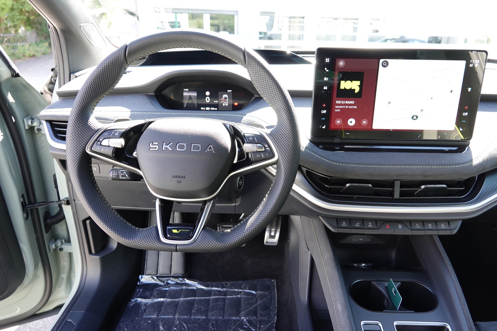 SKODA Elroq RS 4x4-image-11