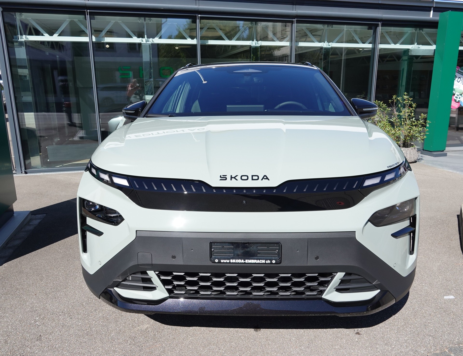 SKODA Elroq RS 4x4-showroom-element-1