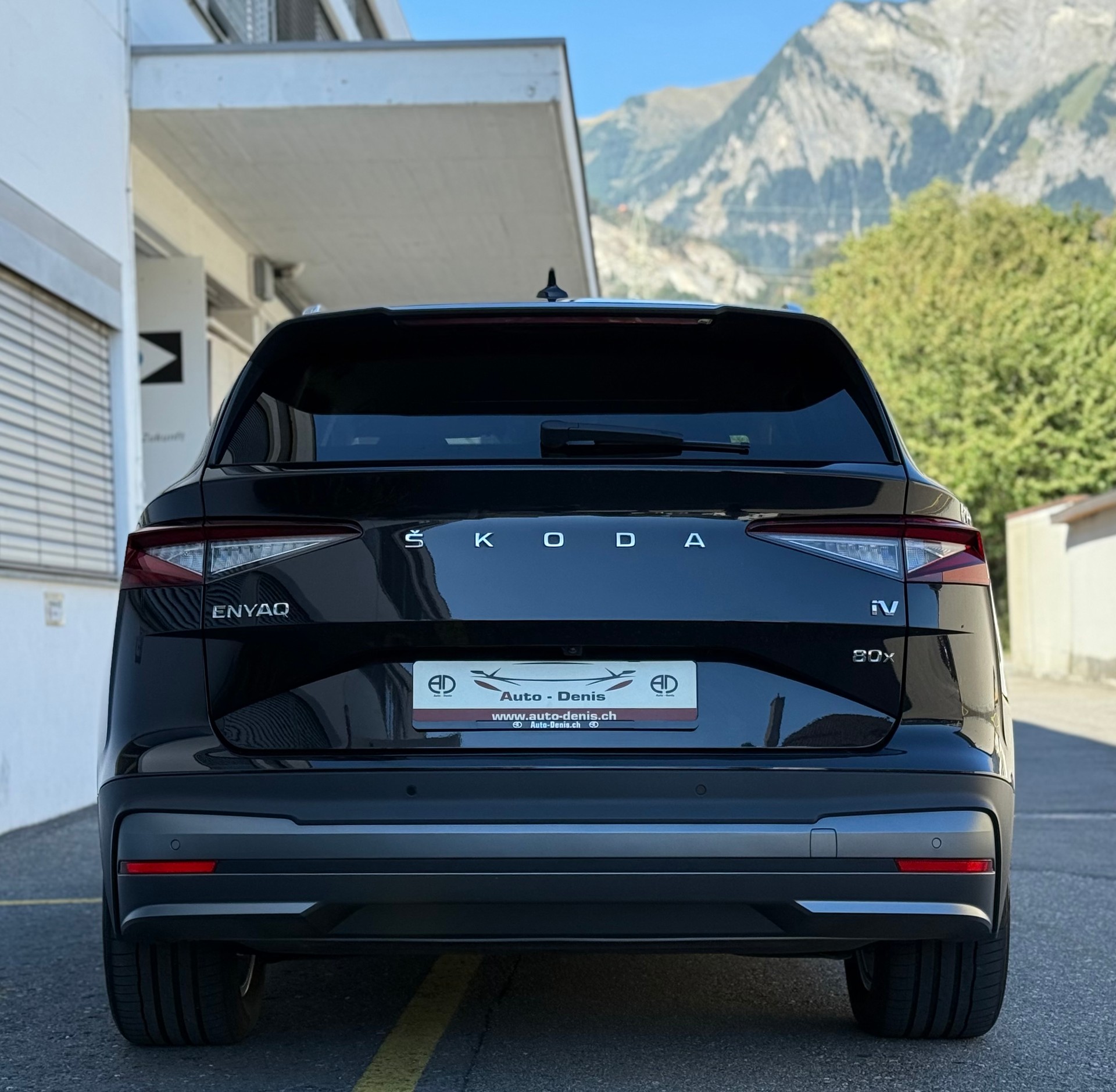 SKODA Enyaq iV 80x-image-4