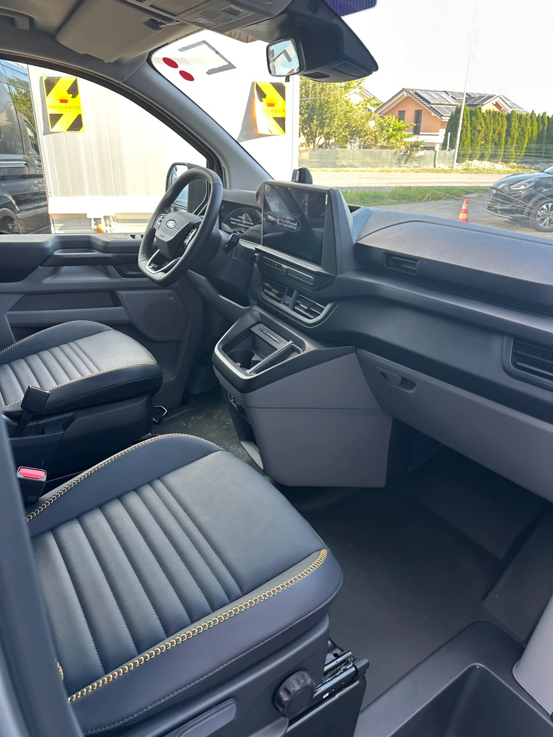 FORD Transit C combi 320 L1 2.0 Eco Trail 170CV 4x4 Aut.-image-14