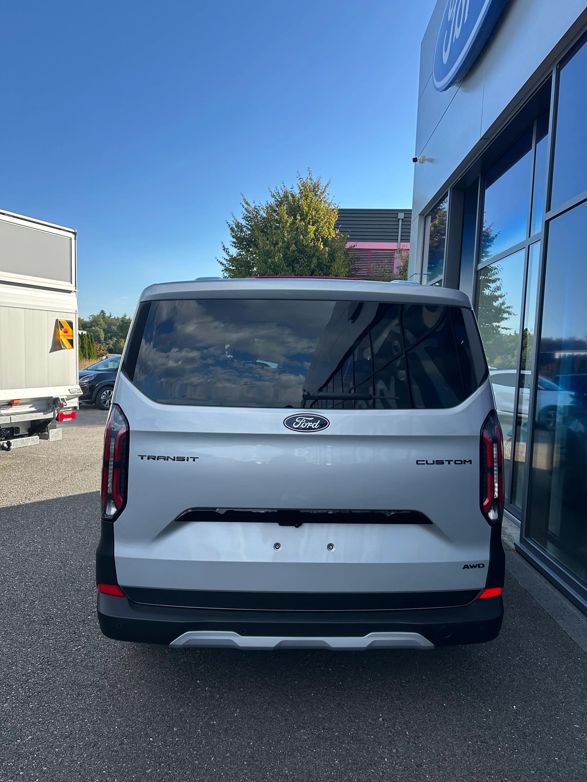 FORD Transit C combi 320 L1 2.0 Eco Trail 170CV 4x4 Aut.-image-4
