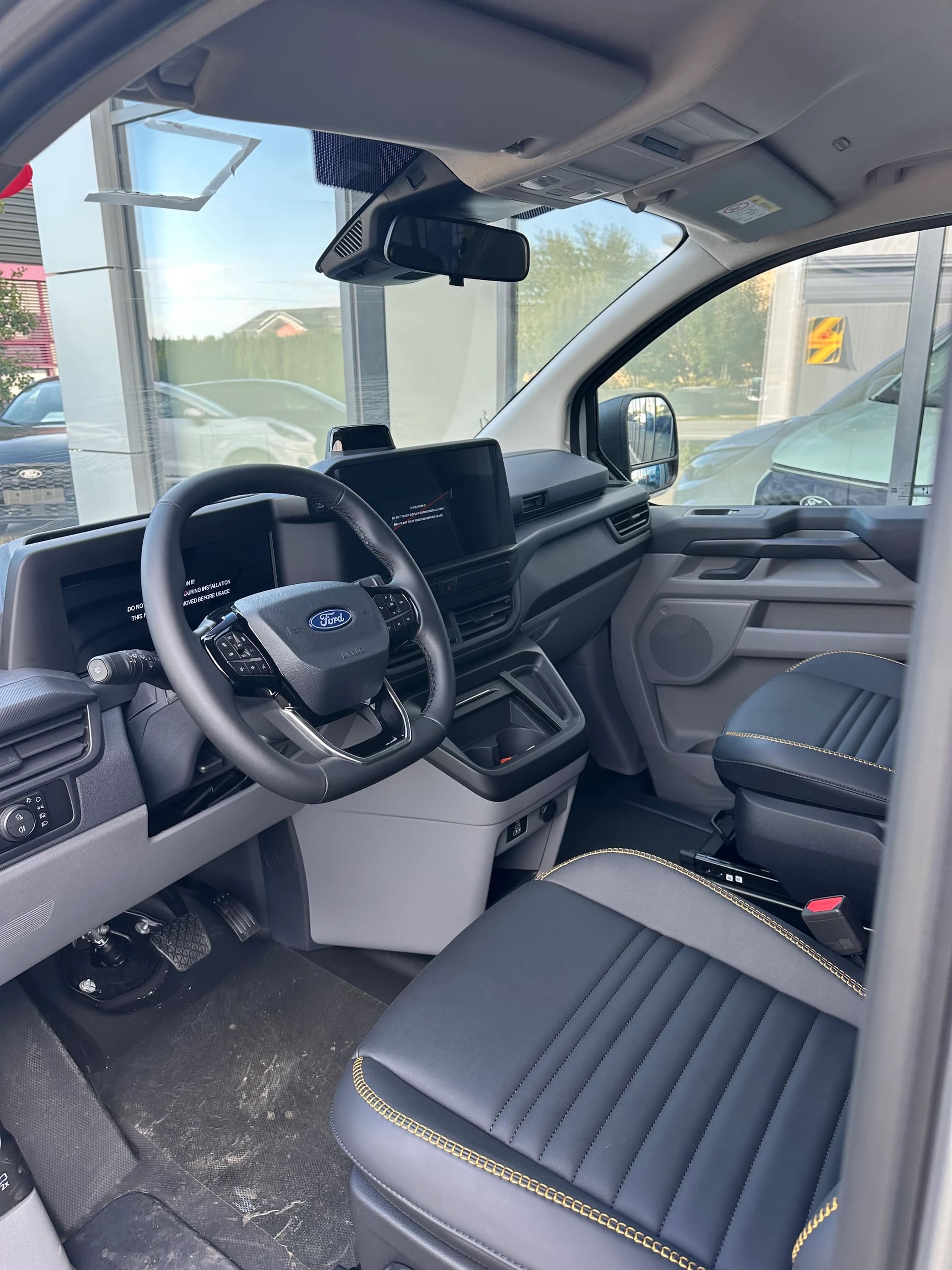 FORD Transit C combi 320 L1 2.0 Eco Trail 170CV 4x4 Aut.-image-9