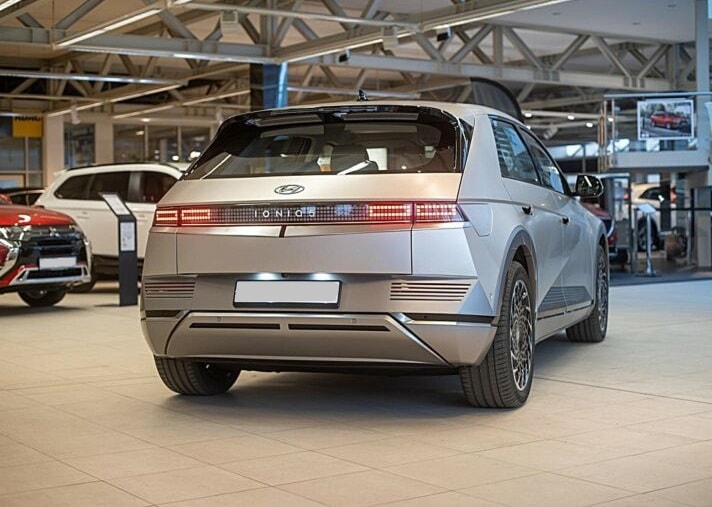 HYUNDAI Ioniq 5 Vertex 72 kWh 4WD (mit Aviloo-Zertifikat)-image-14