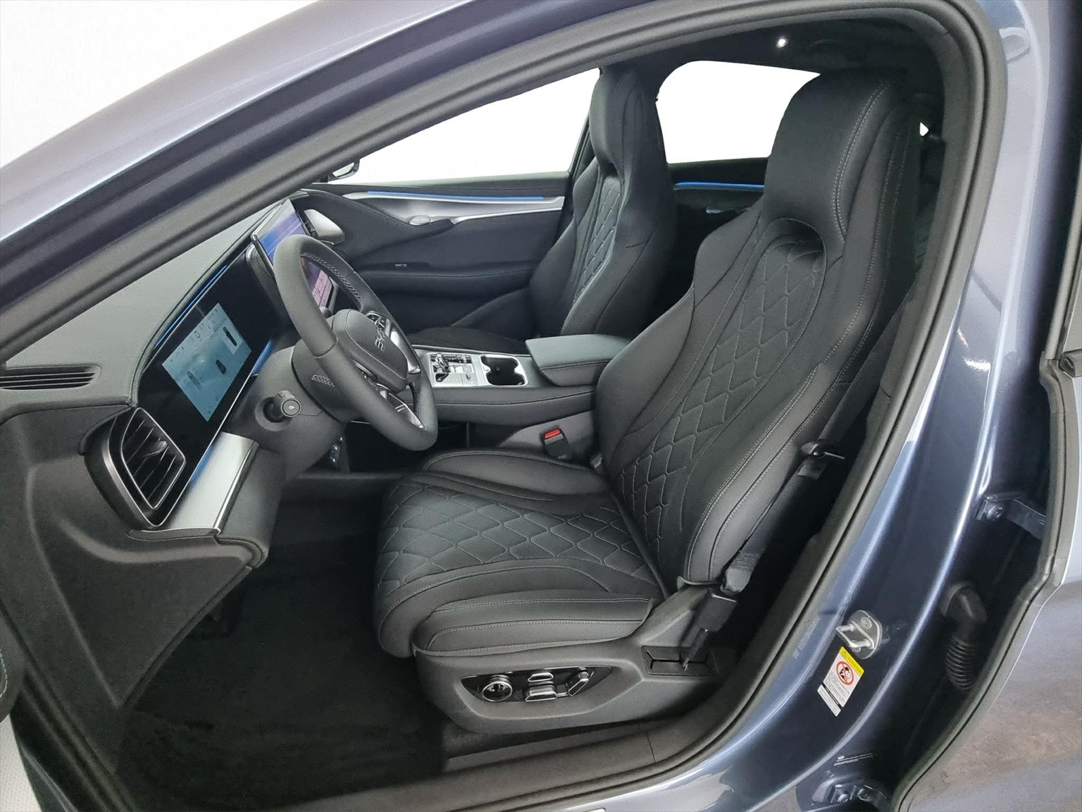 BYD Sealion 7 91,3 kWh Excellence AWD-image-5