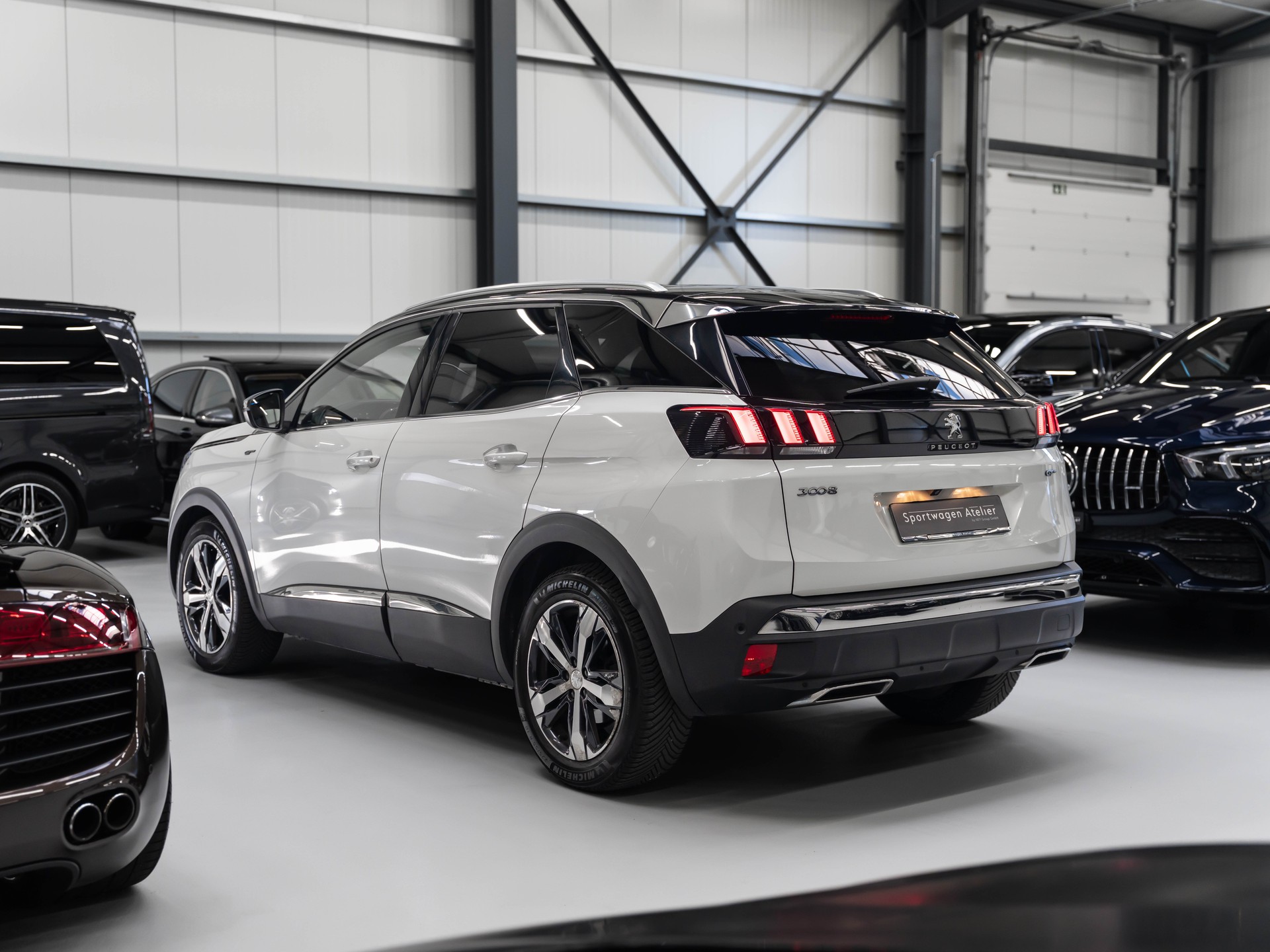 PEUGEOT 3008 2.0 BlueHDi GT EAT-showroom-element-1