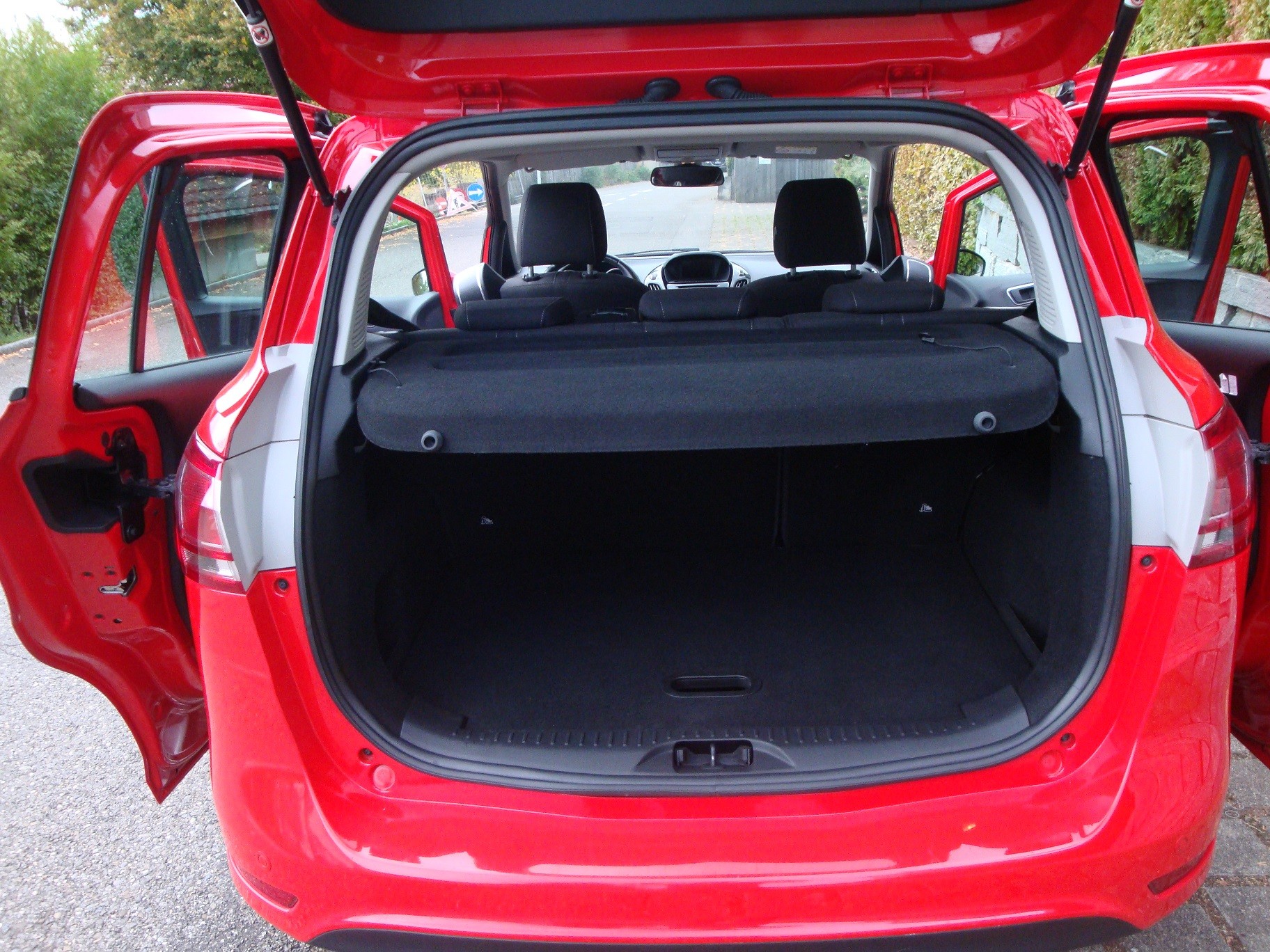 FORD B-Max 1.0 SCTi Titanium-image-8