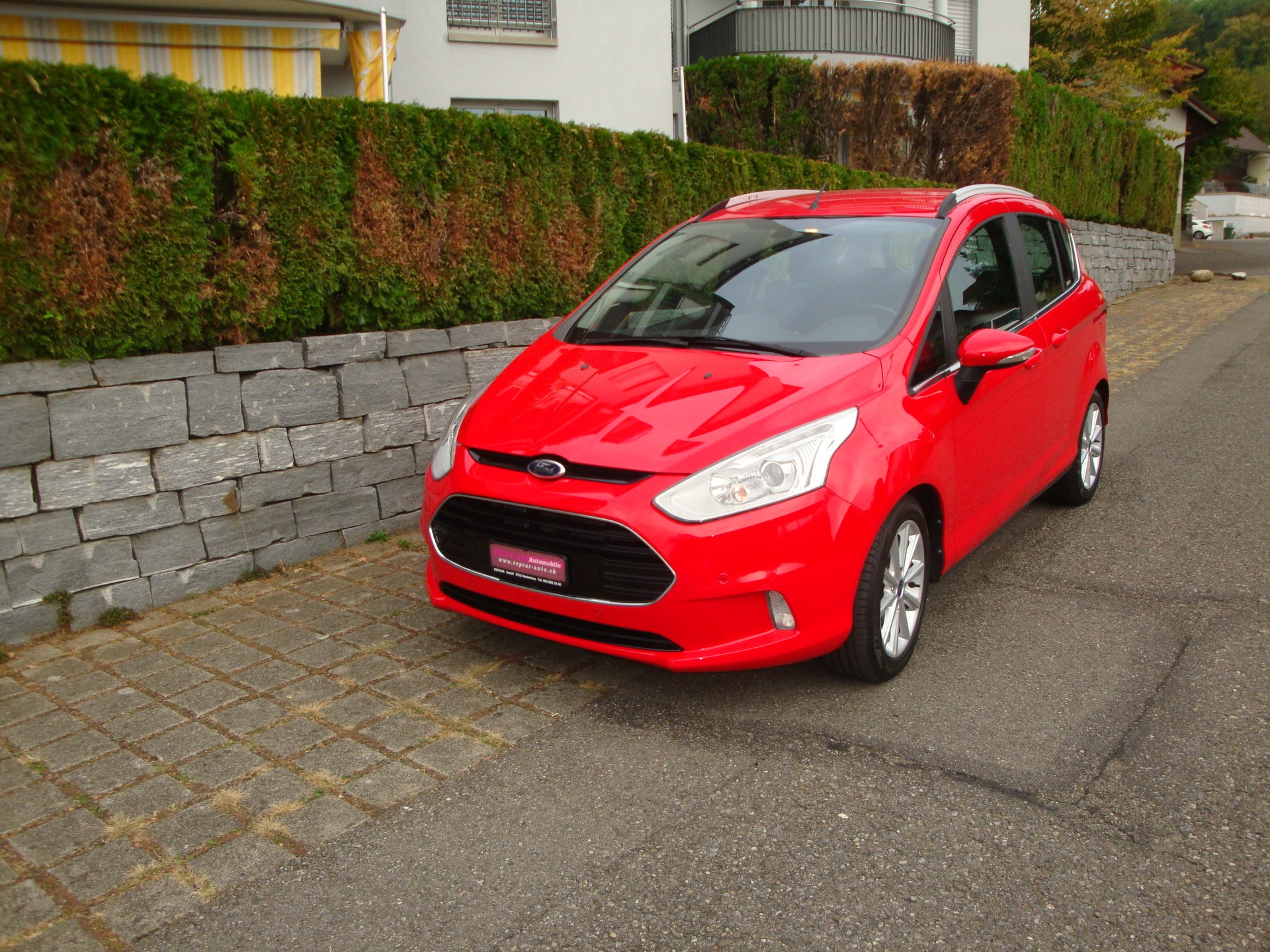 FORD B-Max 1.0 SCTi Titanium-image-0