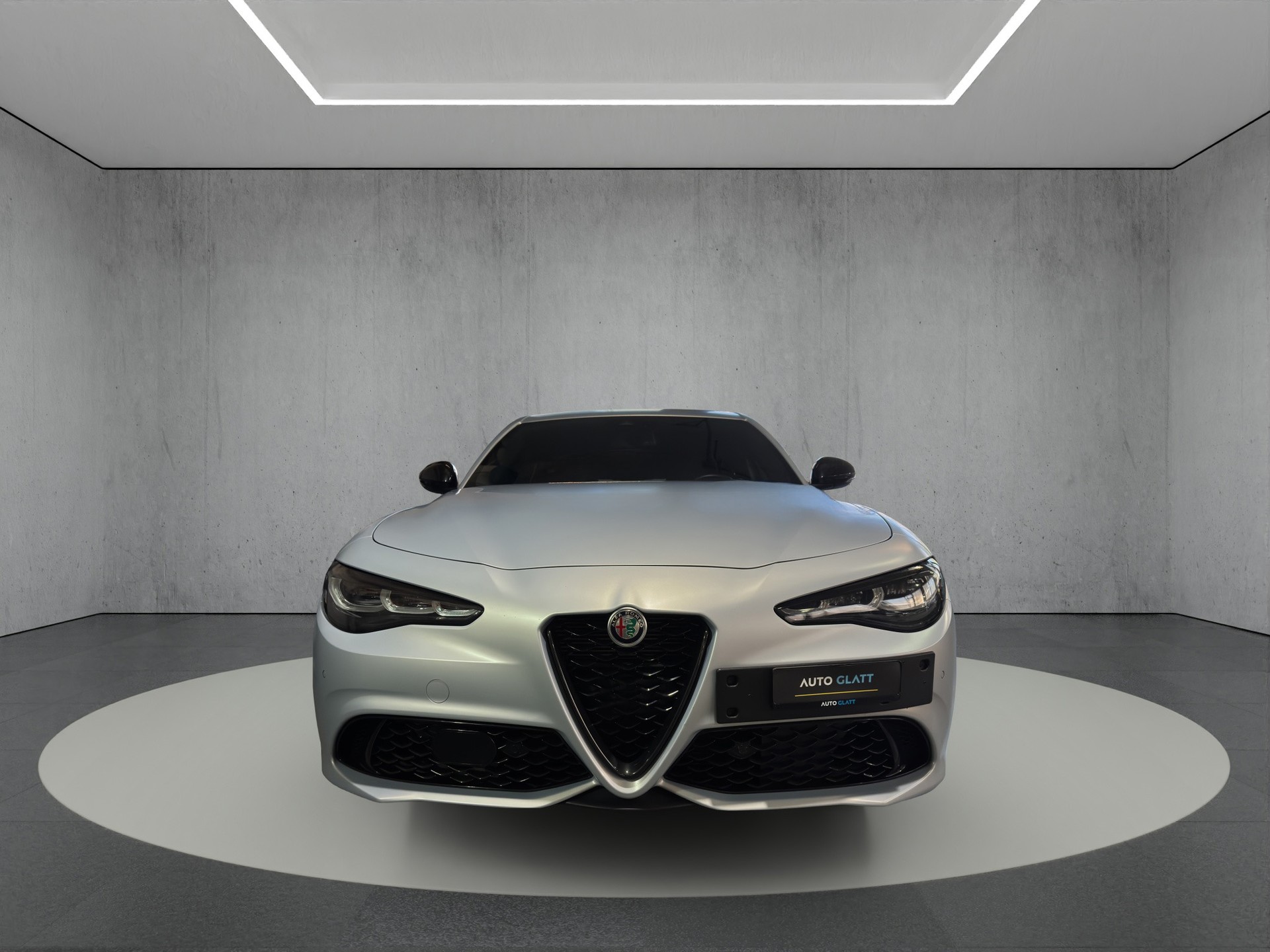 ALFA ROMEO Giulia 2.0 Competizione Pack Sky Q4 AT8 "Grigio Lunare Matt-Panodach"-image-6