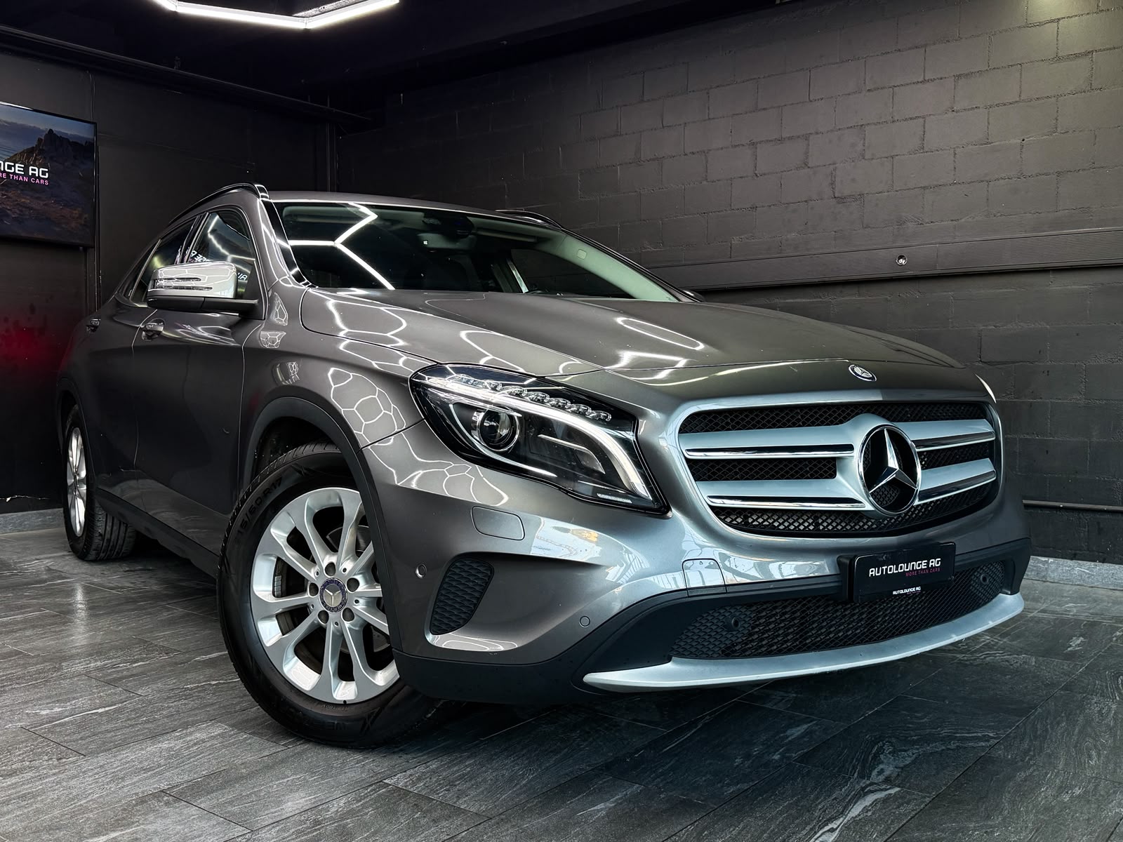 MERCEDES-BENZ GLA 200 CDI Swiss Star Edition Style 4Matic 7G-DCT