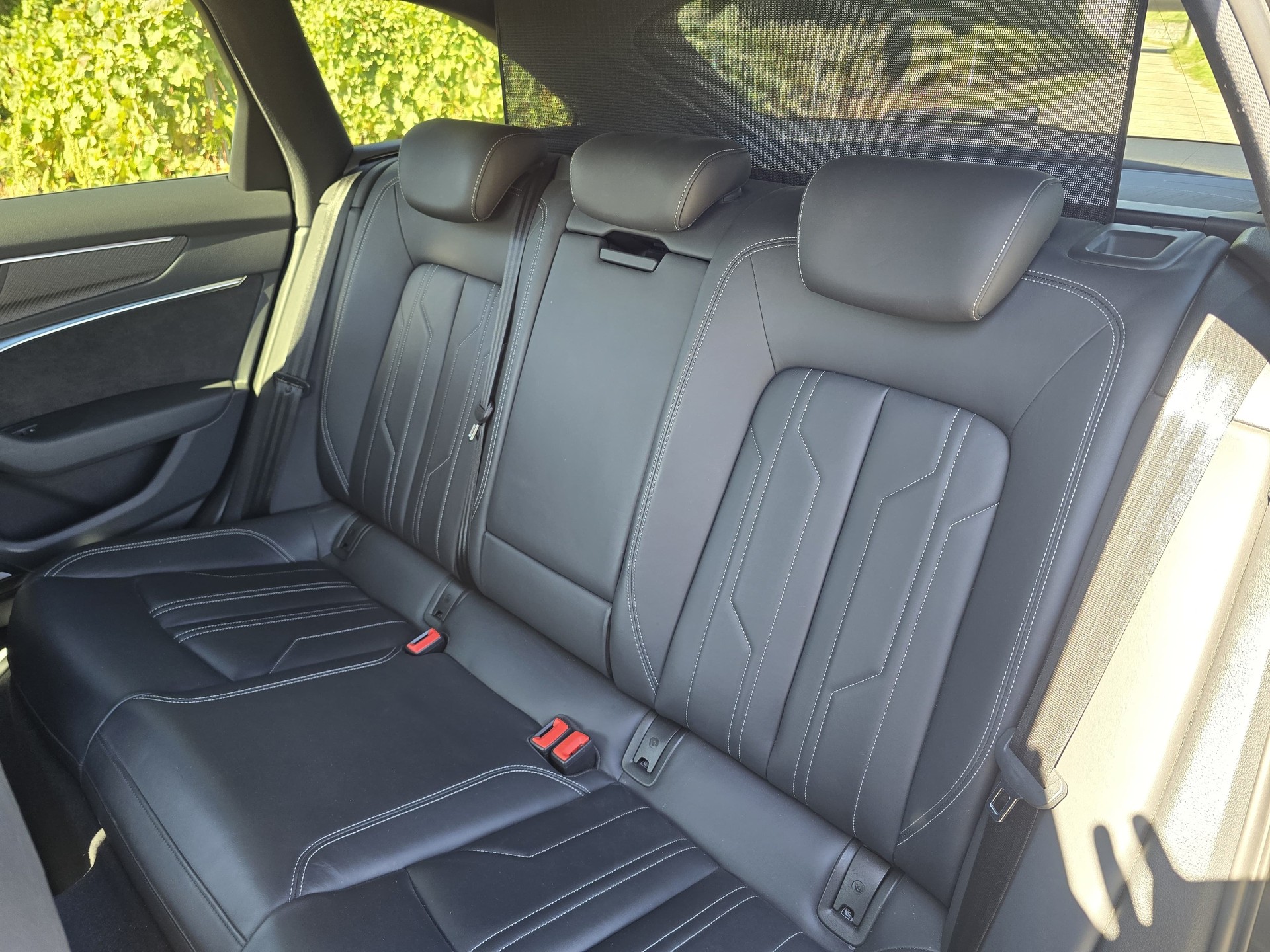 AUDI A6 Avant 55 TFSIe Sport quattro S-tronic-image-14