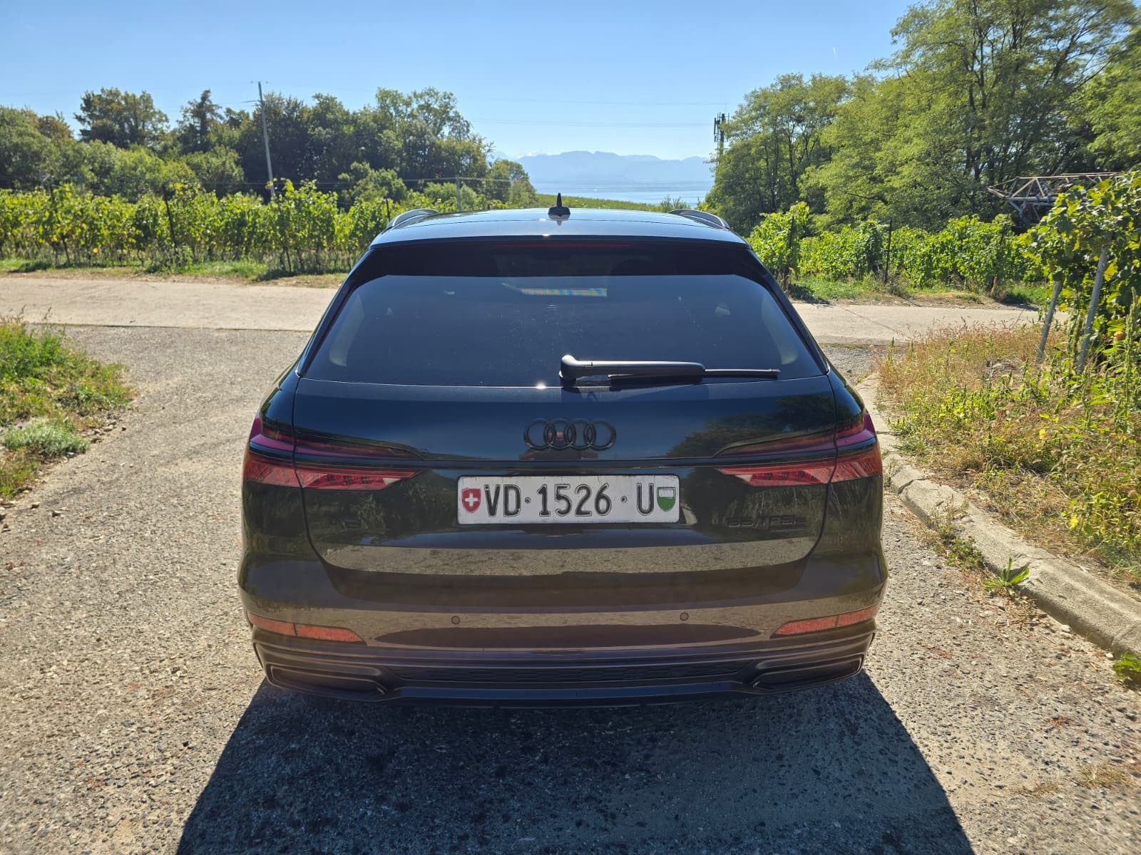 AUDI A6 Avant 55 TFSIe Sport quattro S-tronic-image-4