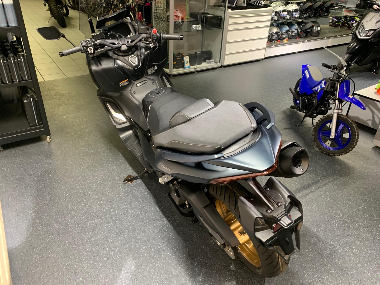 YAMAHA T-MAX Tech-Max XP 560-image-4