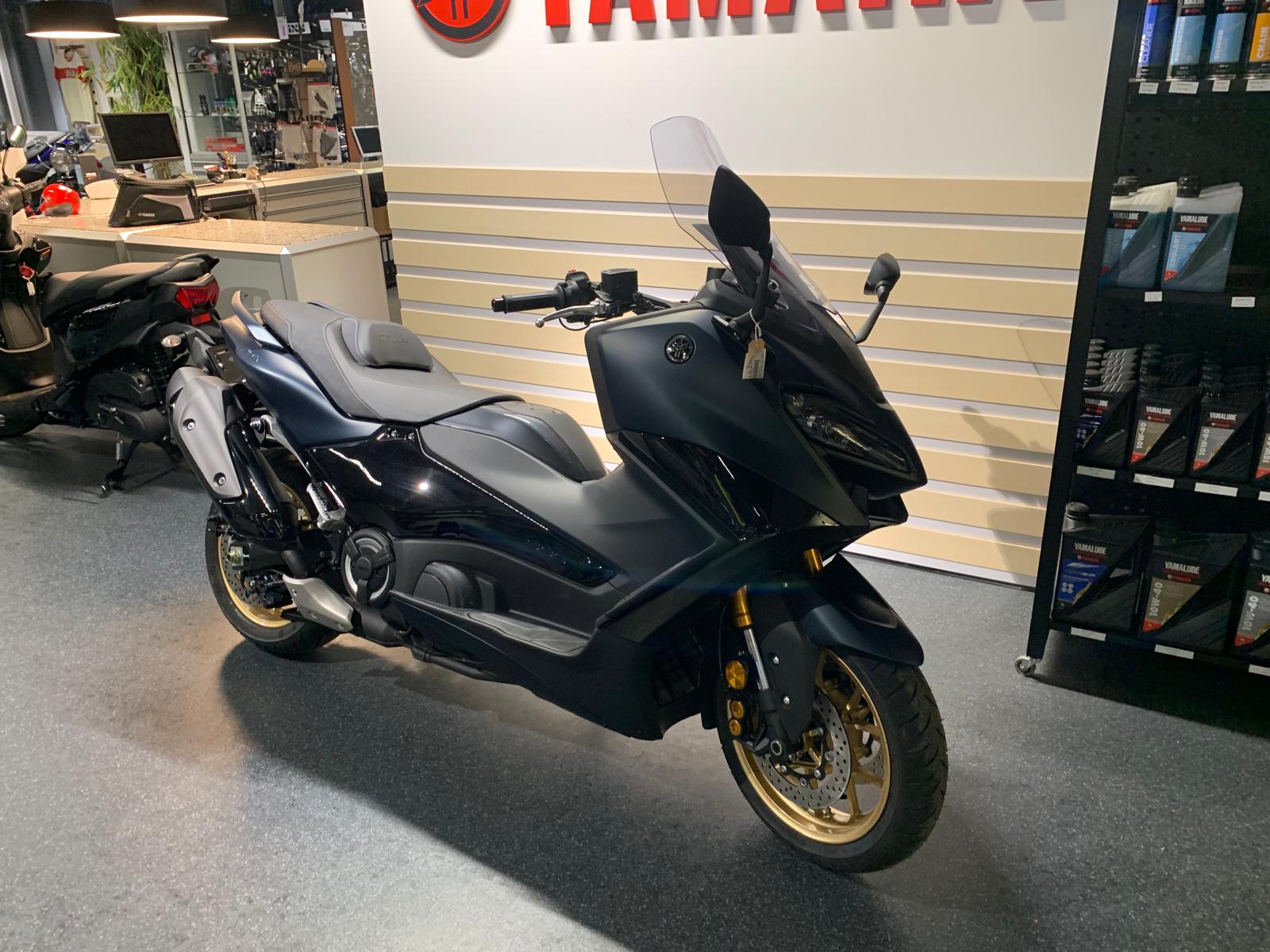 YAMAHA T-MAX Tech-Max XP 560-image-0
