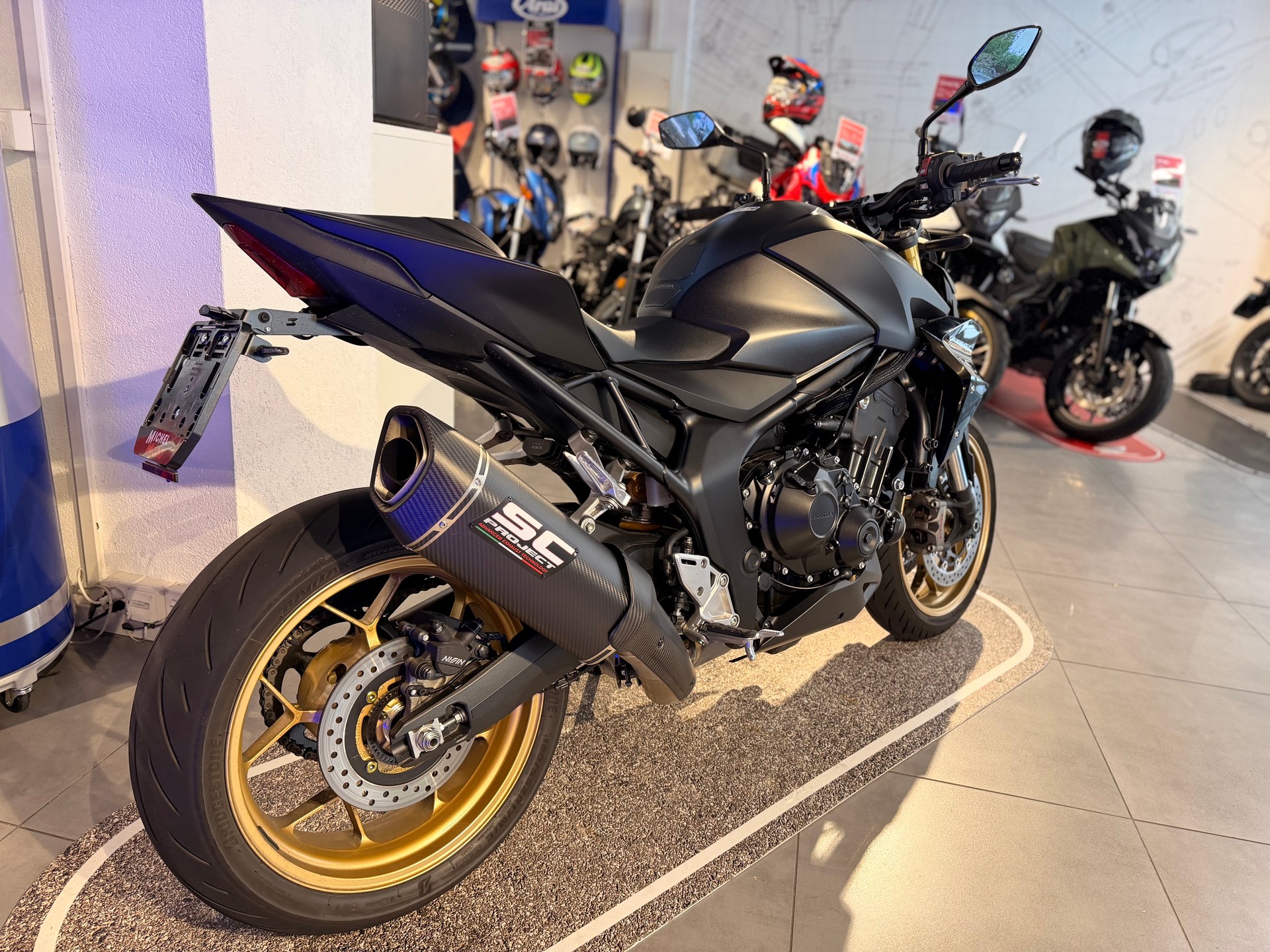 HONDA CB 1000 Hornet SP-showroom-element-2