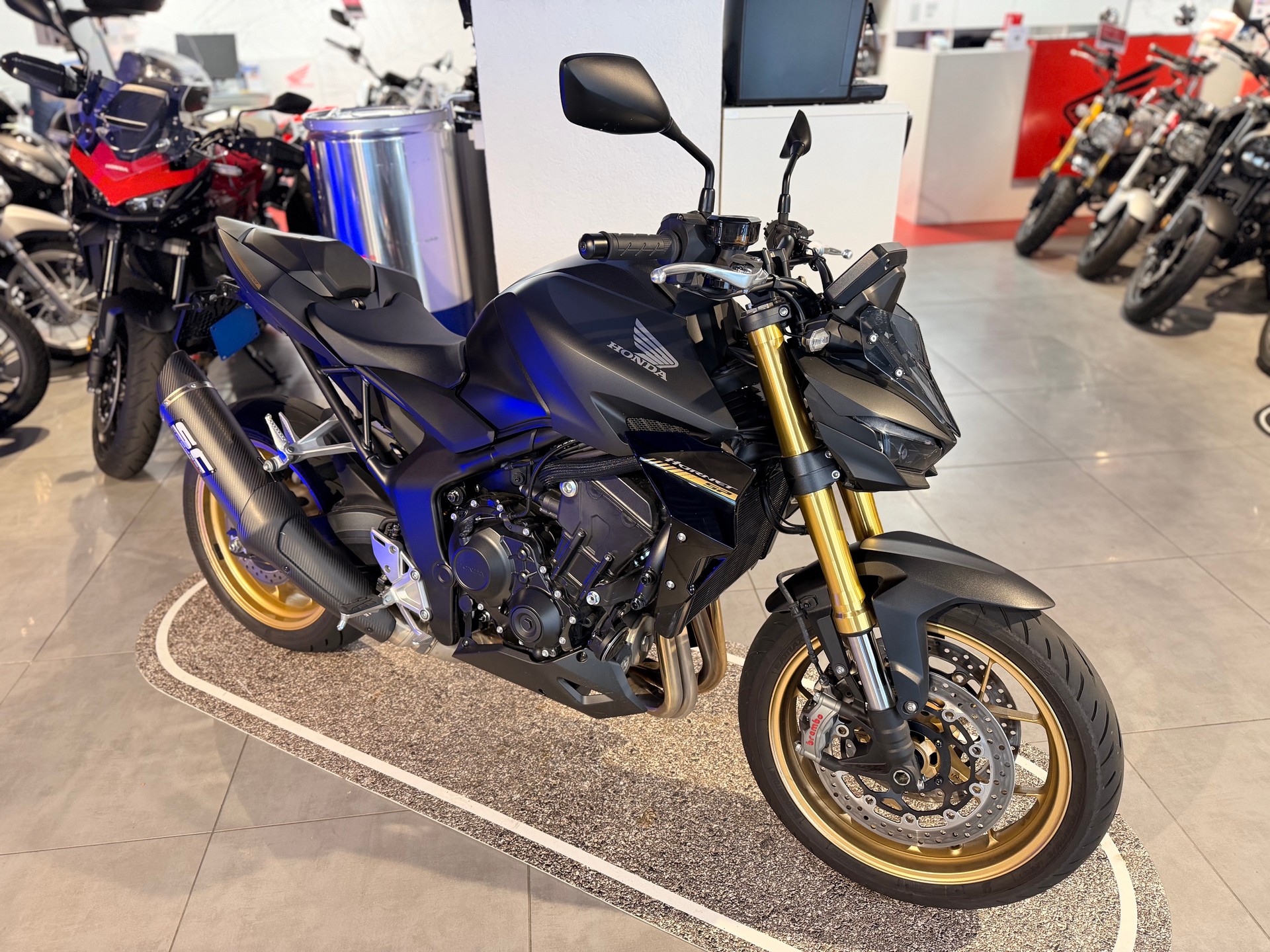HONDA CB 1000 Hornet SP-showroom-element-1
