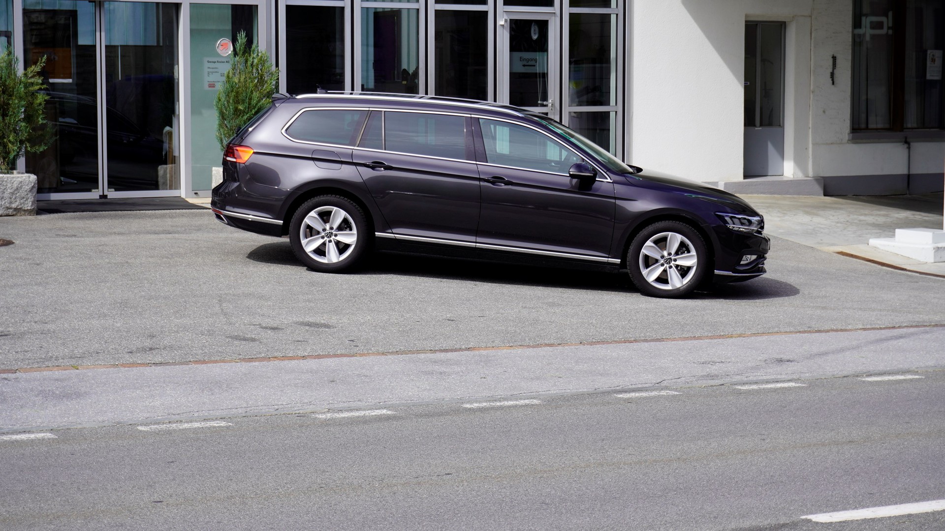 VW Passat 2.0 TDI BMT Elegance 4Motion DSG-image-4