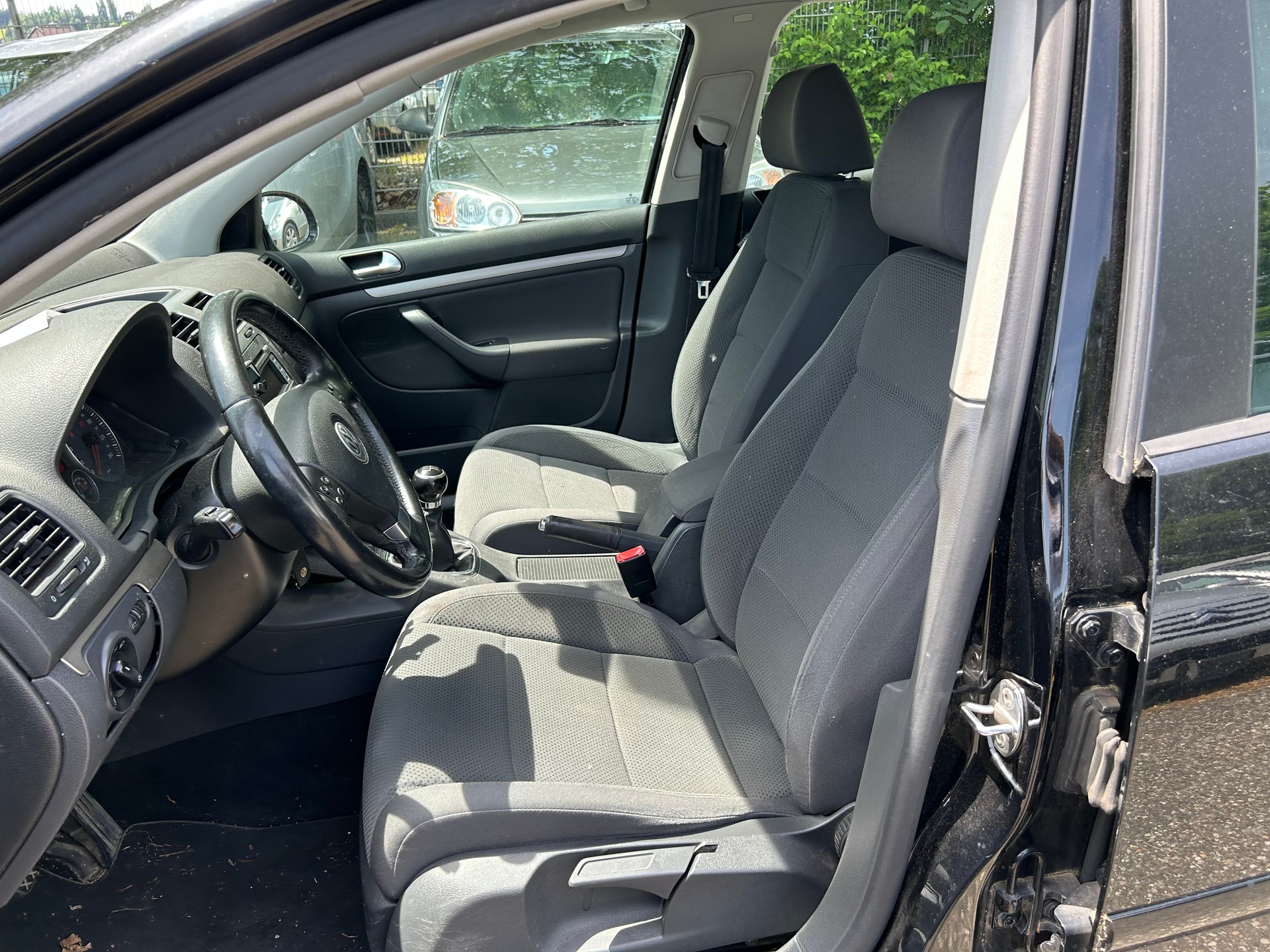VW Golf 2.0 FSI Comfortline-image-8