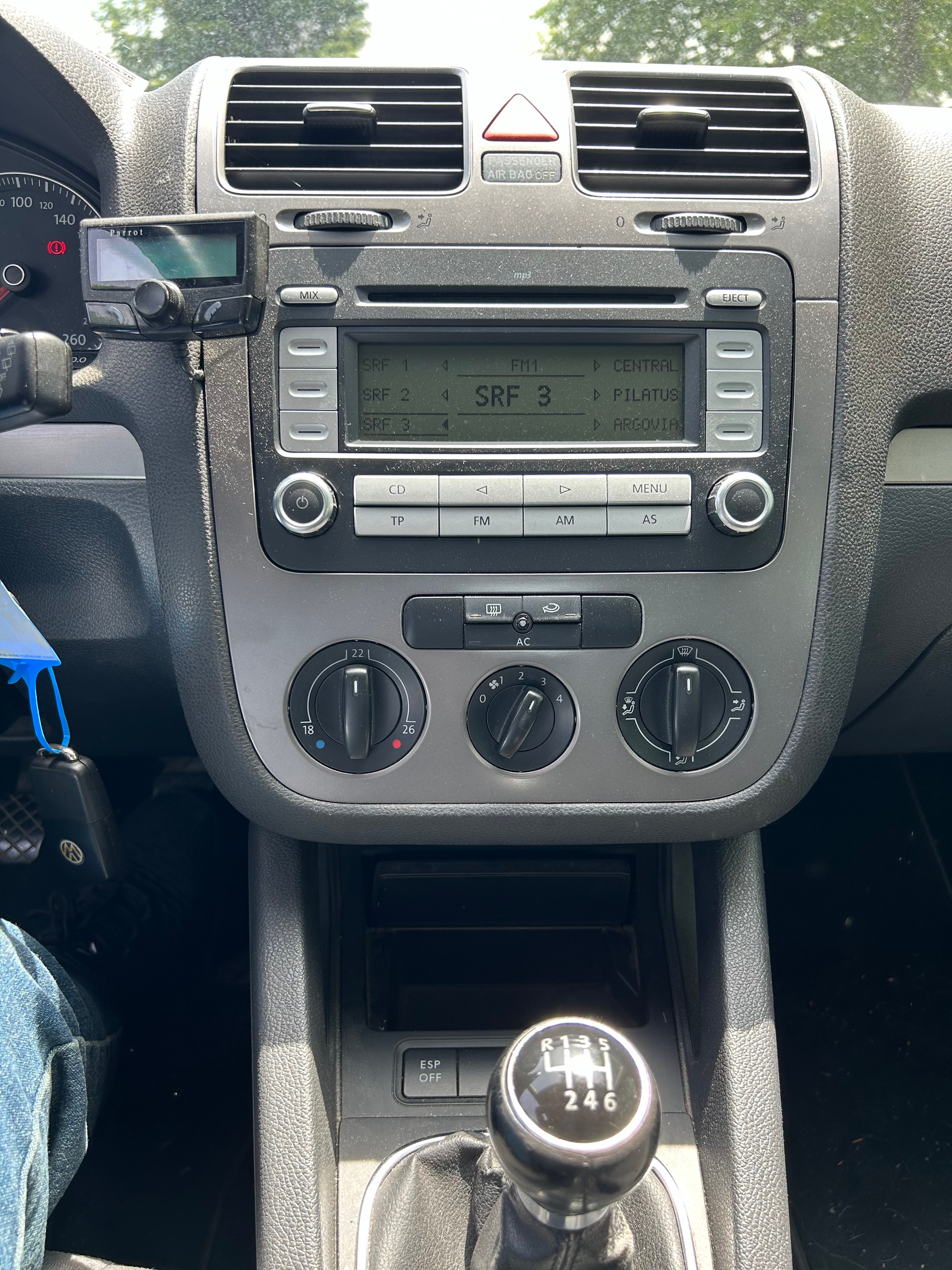 VW Golf 2.0 FSI Comfortline-image-9