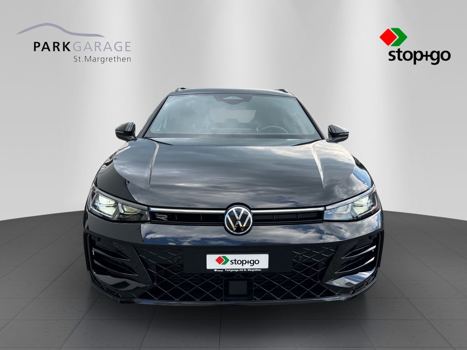 VW Passat Variant 2.0 TDI R-Line DSG-image-7