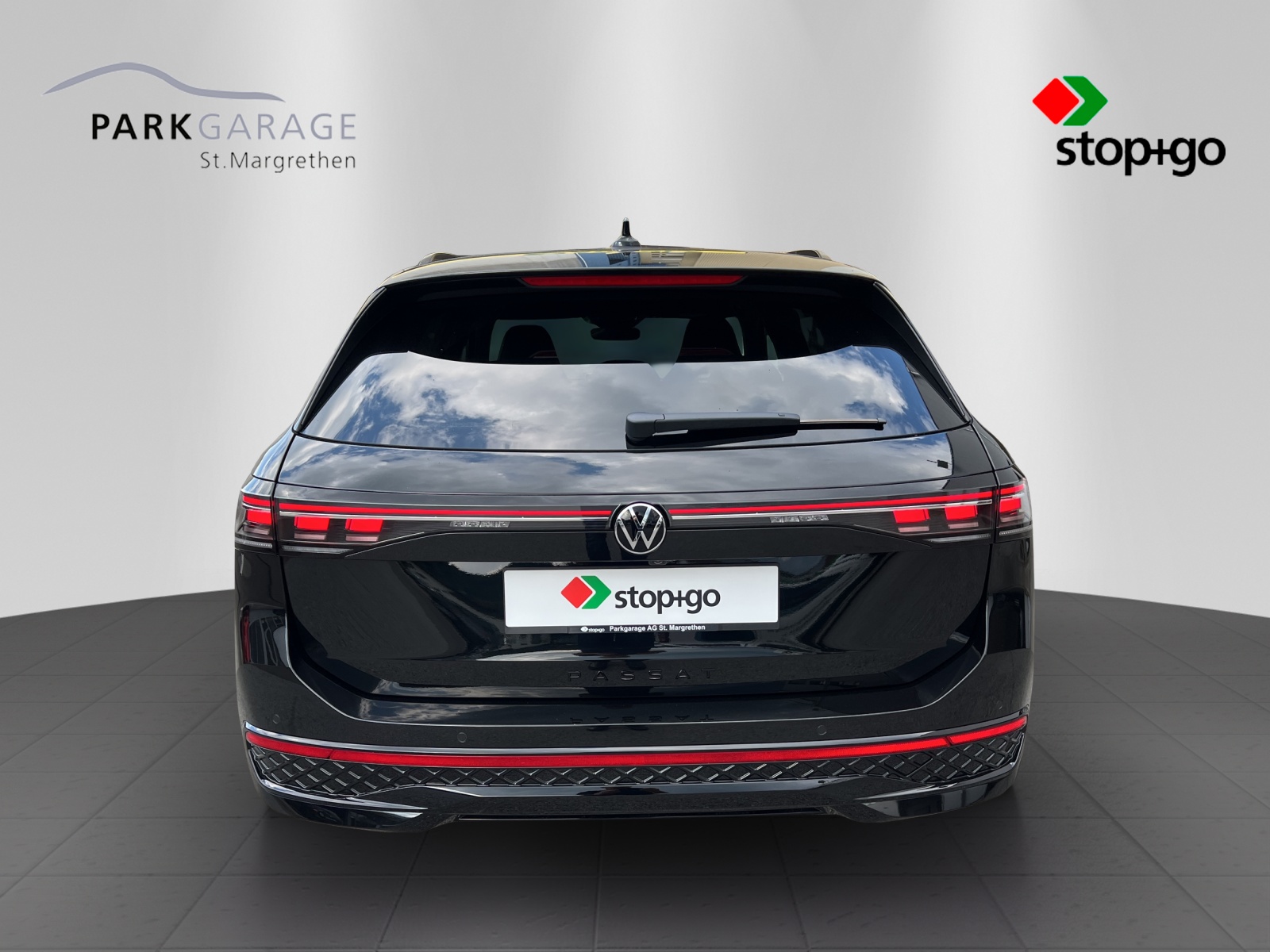 VW Passat Variant 2.0 TDI R-Line DSG-showroom-element-3