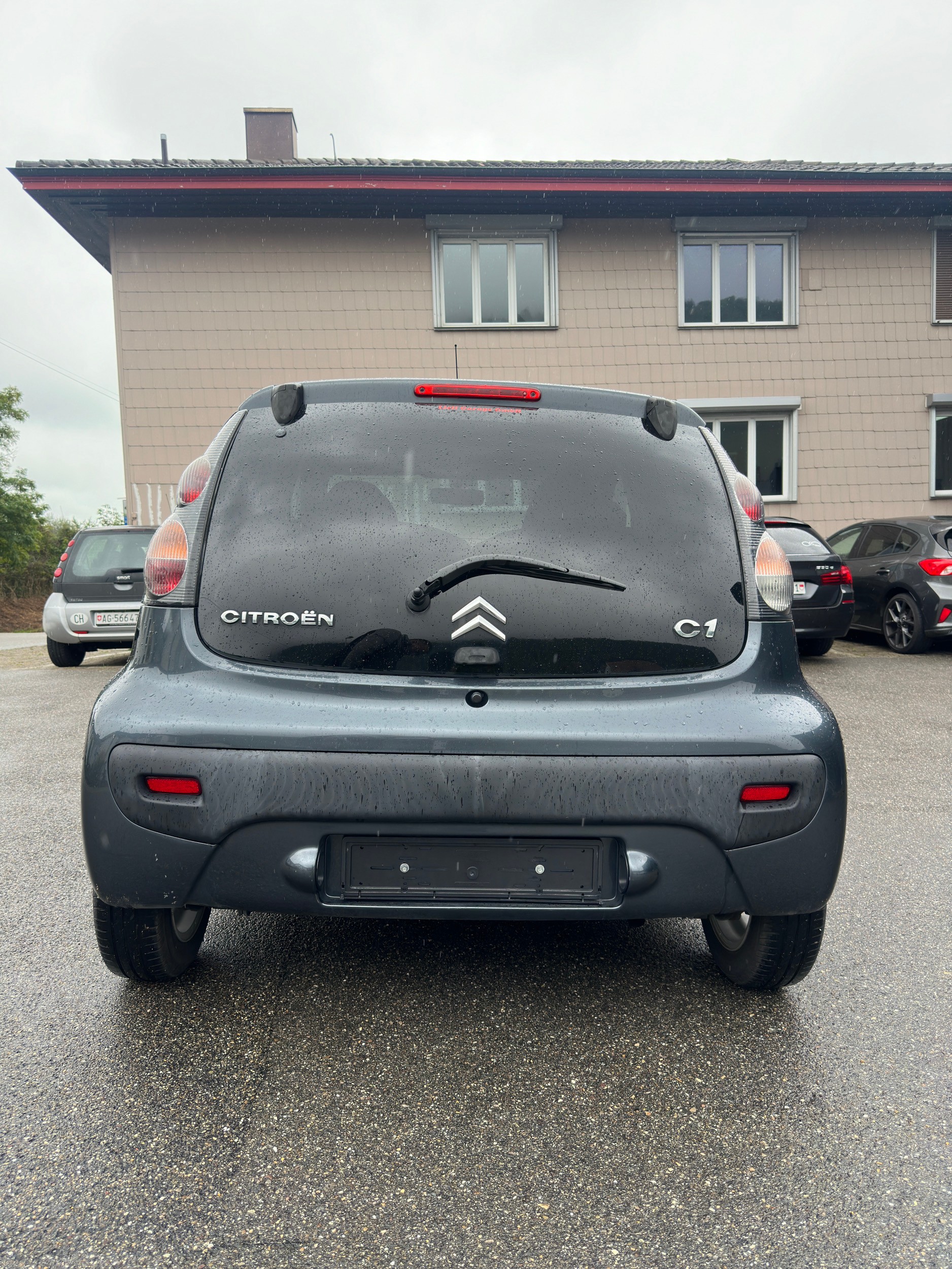 CITROEN C1 1.0i Attraction-image-4