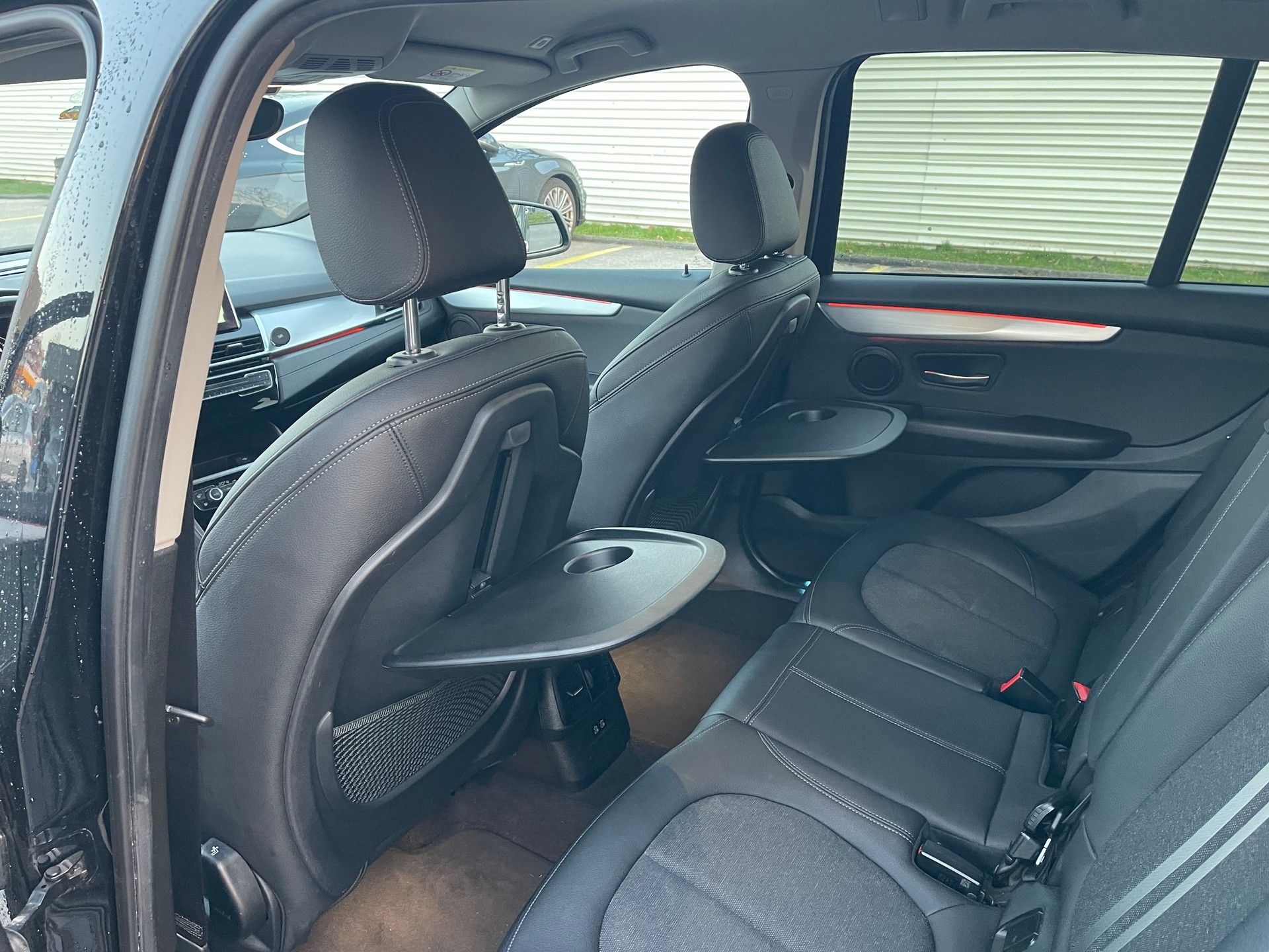 BMW 218d xDrive Gran Tourer Steptronic Sport Line-image-12