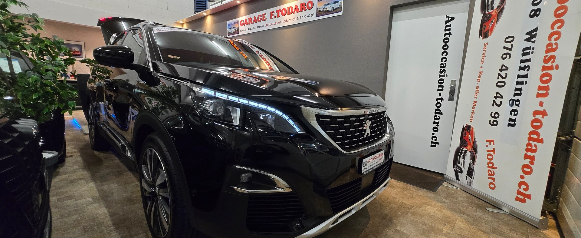 PEUGEOT 3008 300e Hybrid4 GT EAT8-image-18