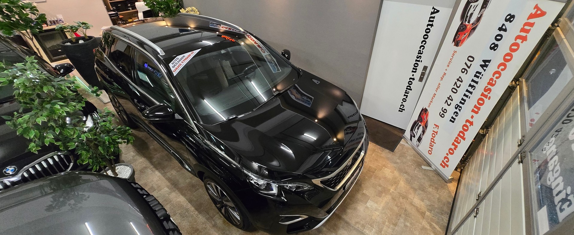 PEUGEOT 3008 300e Hybrid4 GT EAT8-image-4