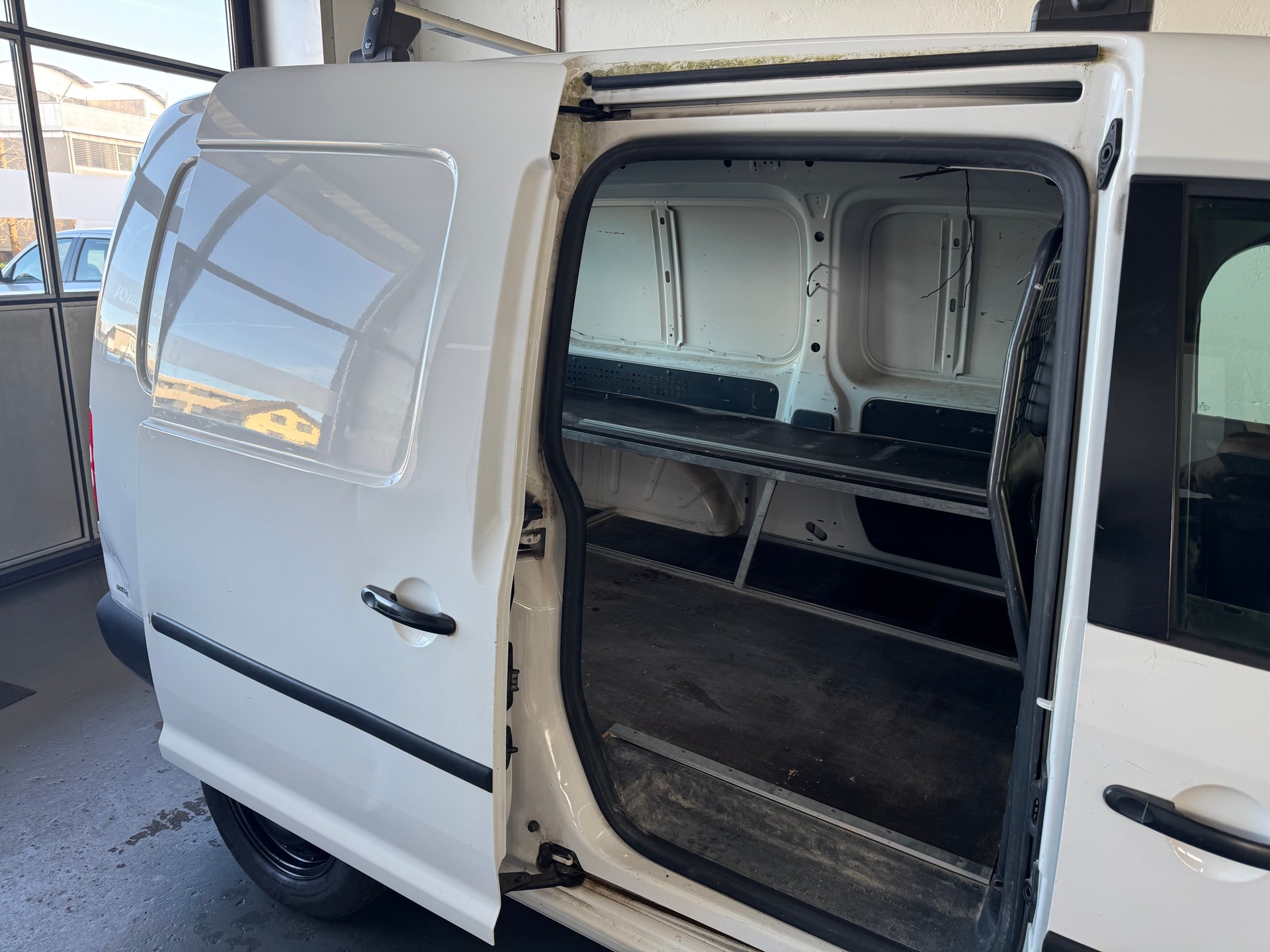VW Caddy Maxi 1.2 TSI-image-7