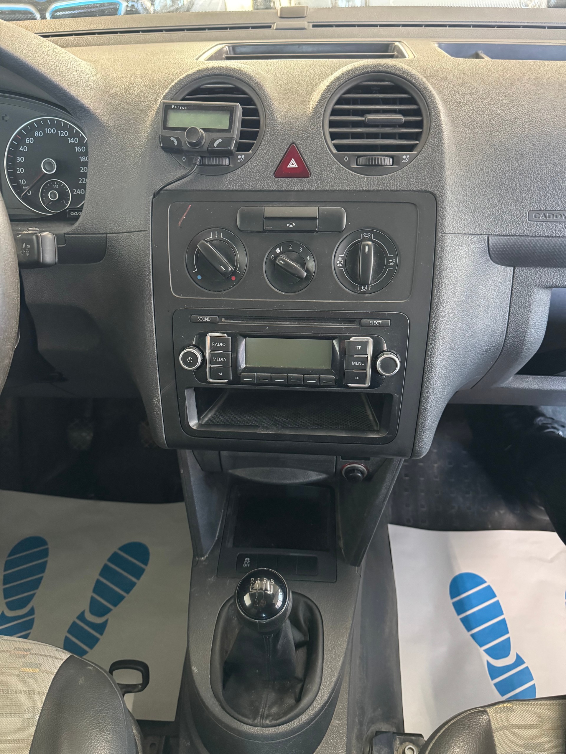 VW Caddy Maxi 1.2 TSI-image-15
