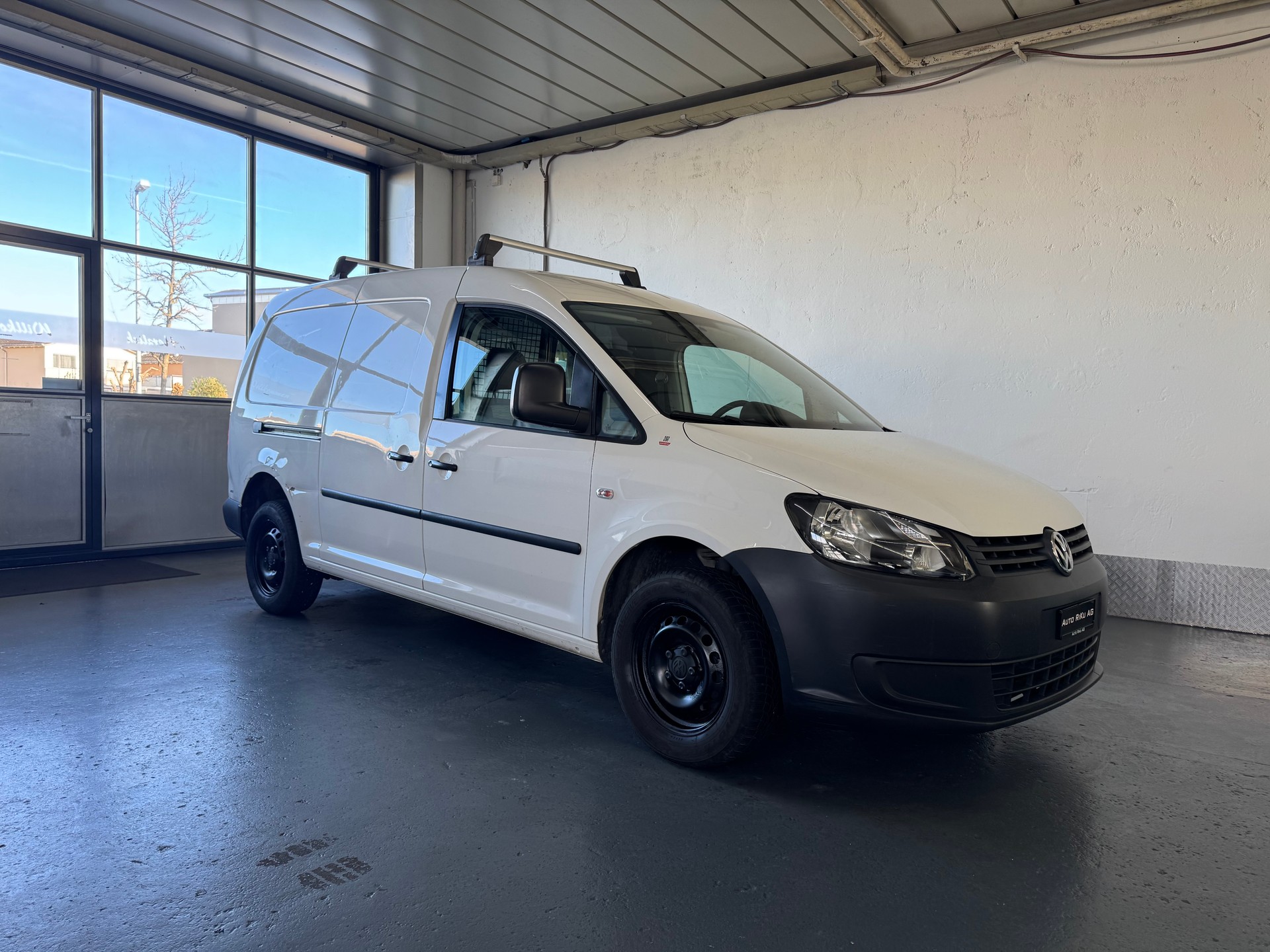 VW Caddy Maxi 1.2 TSI-showroom-element-1