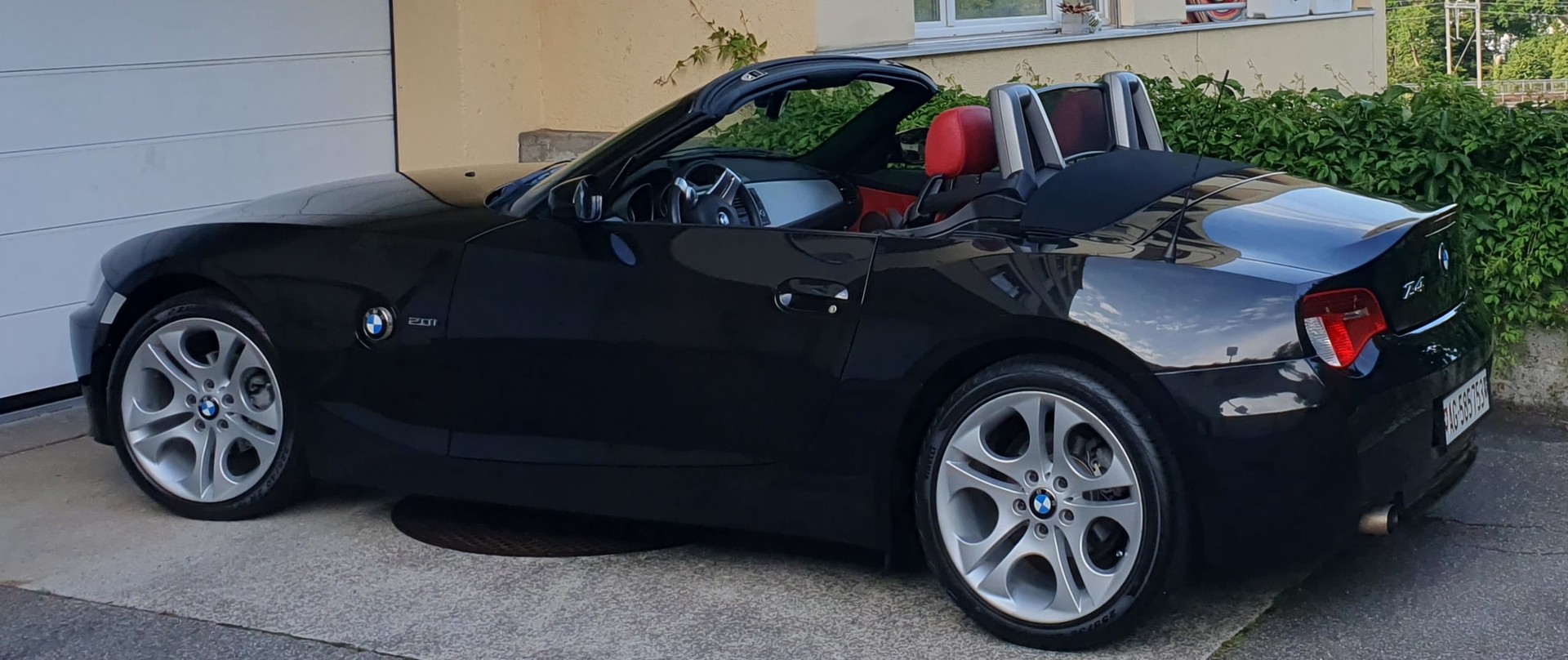 BMW Z4 2.0i Roadster-image-5