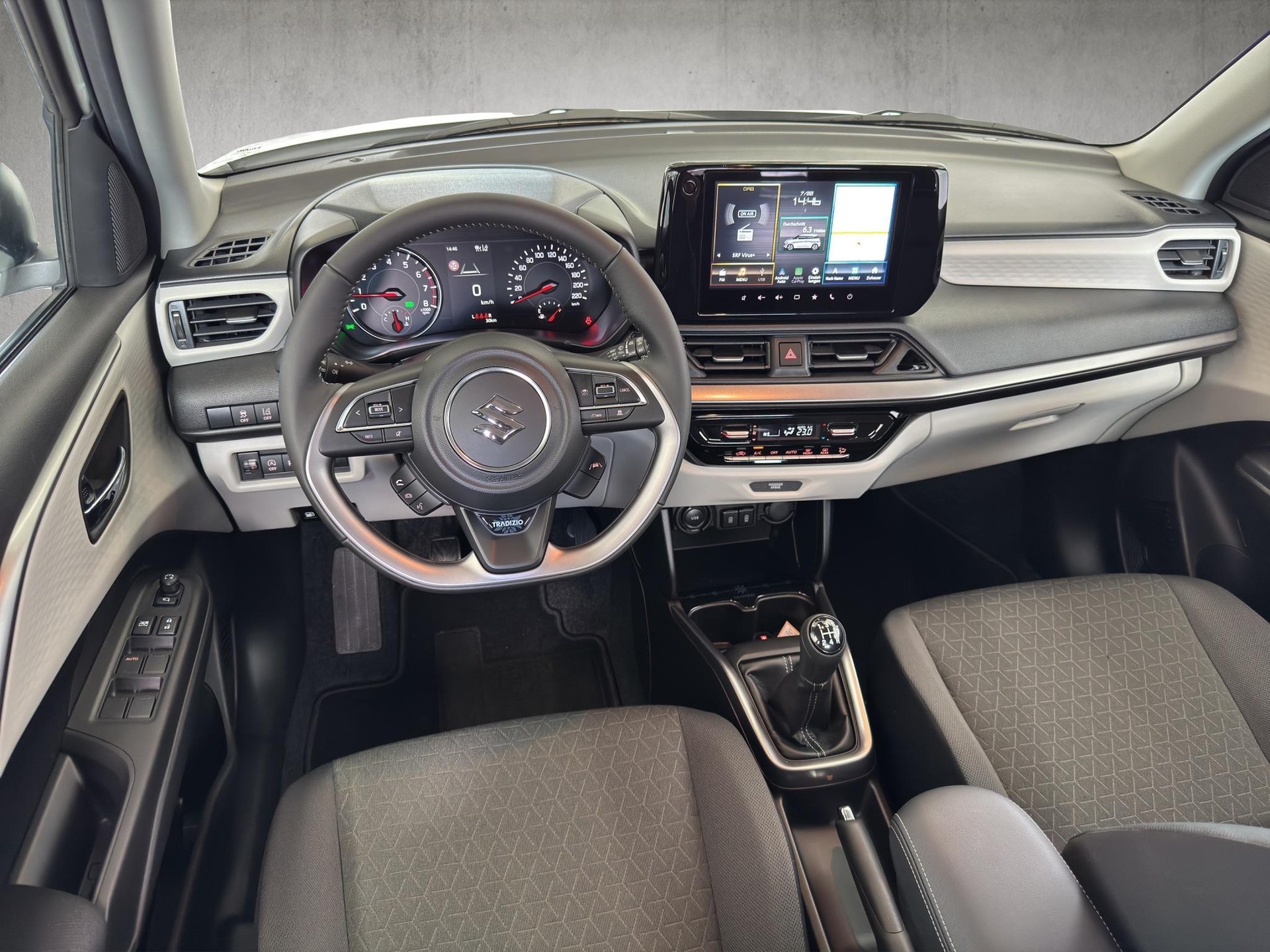 SUZUKI Swift 1.2 Tradizio Top Hybrid 4x4-image-30
