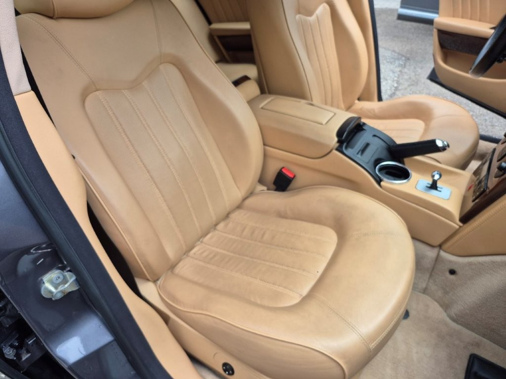 MASERATI Quattroporte 4.2 V8-image-13