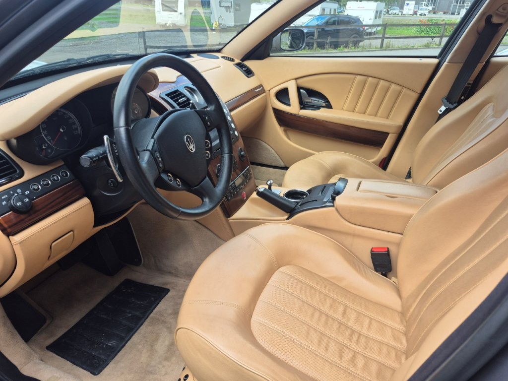 MASERATI Quattroporte 4.2 V8-image-5