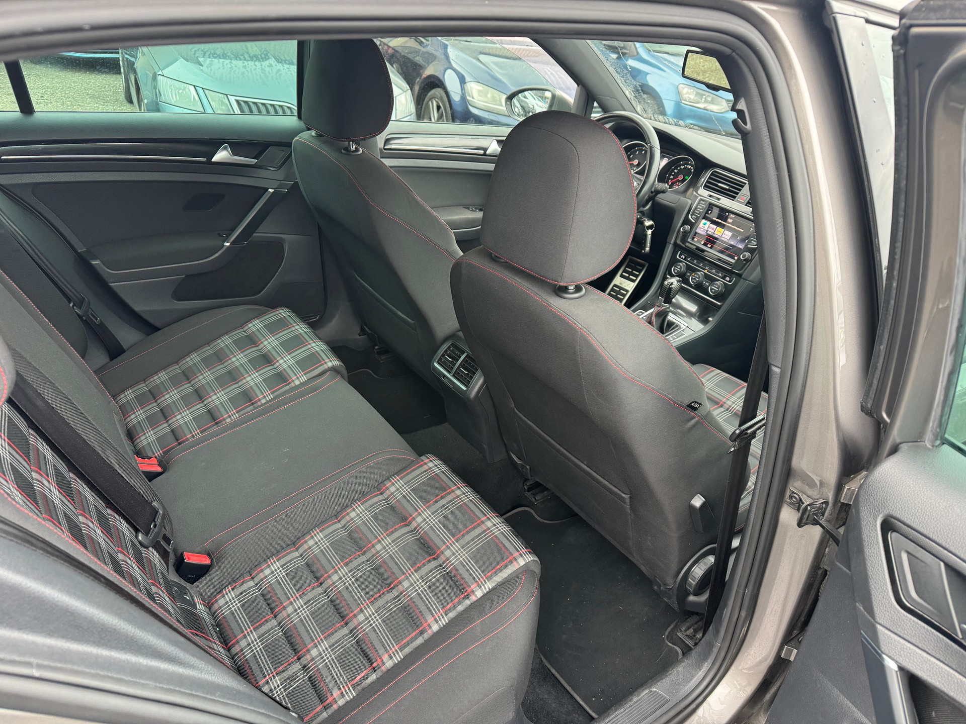 VW Golf 2.0 TSI GTI Performance DSG-image-6