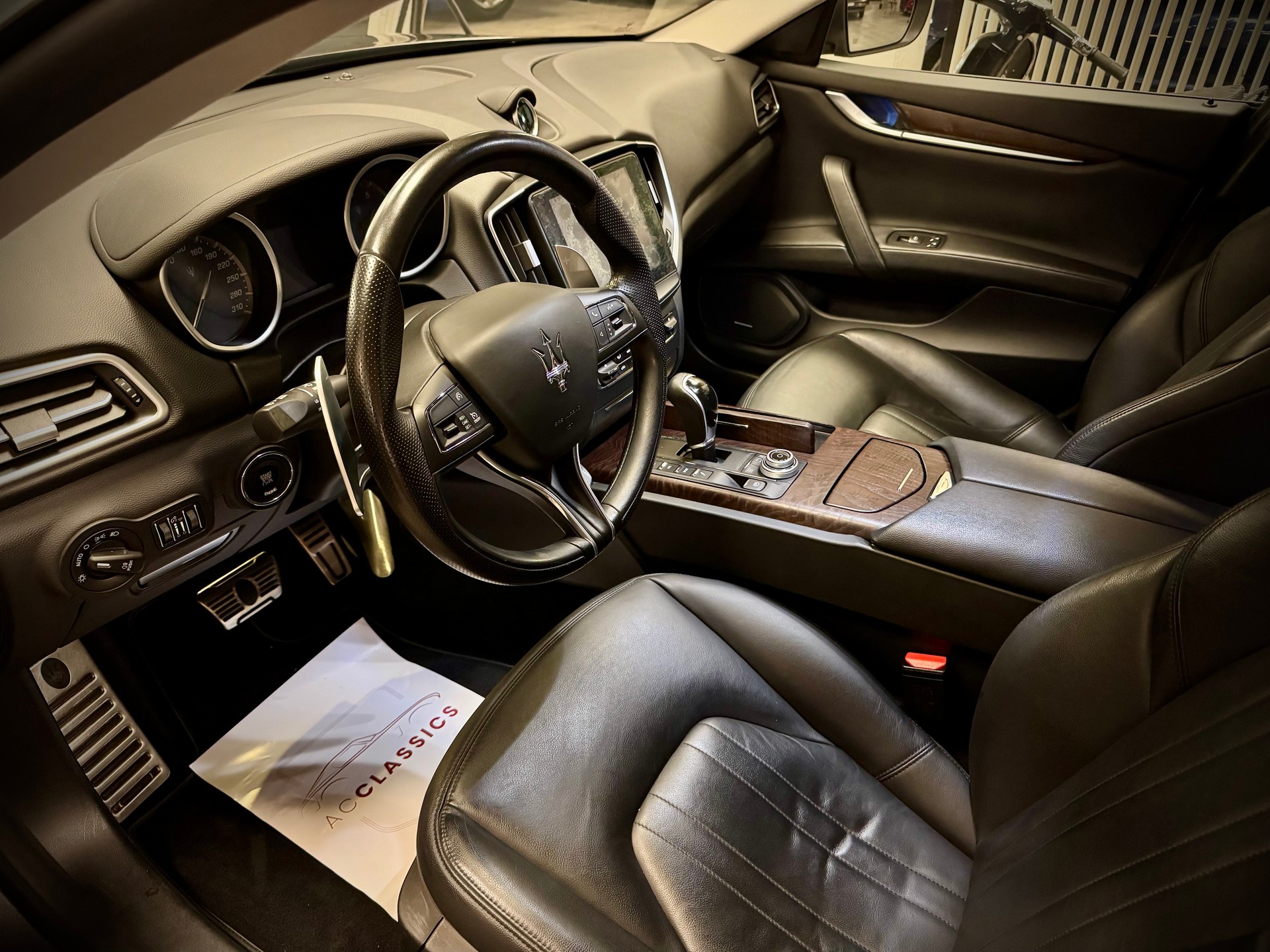 MASERATI Ghibli S Q4 3.0 V6 Automatica-image-19