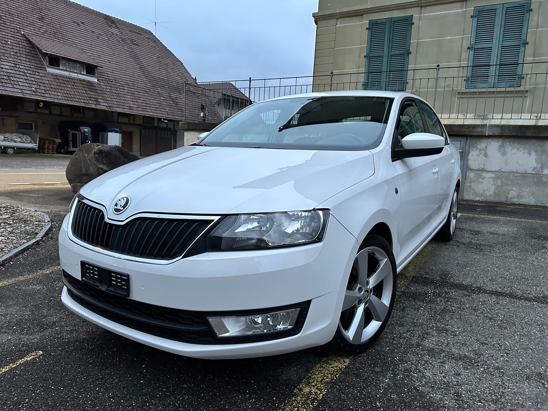 SKODA Rapid 1.4 TSI Elegance DSG