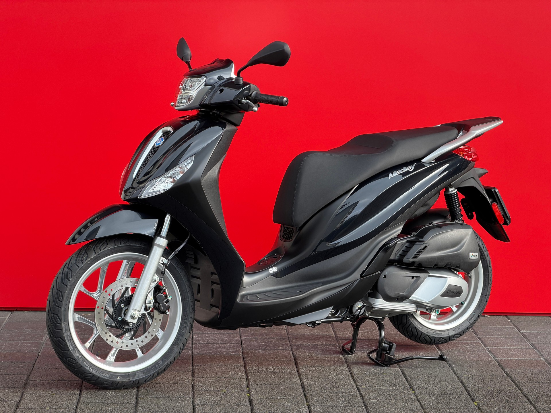 PIAGGIO Medley 125 E5+-image-2