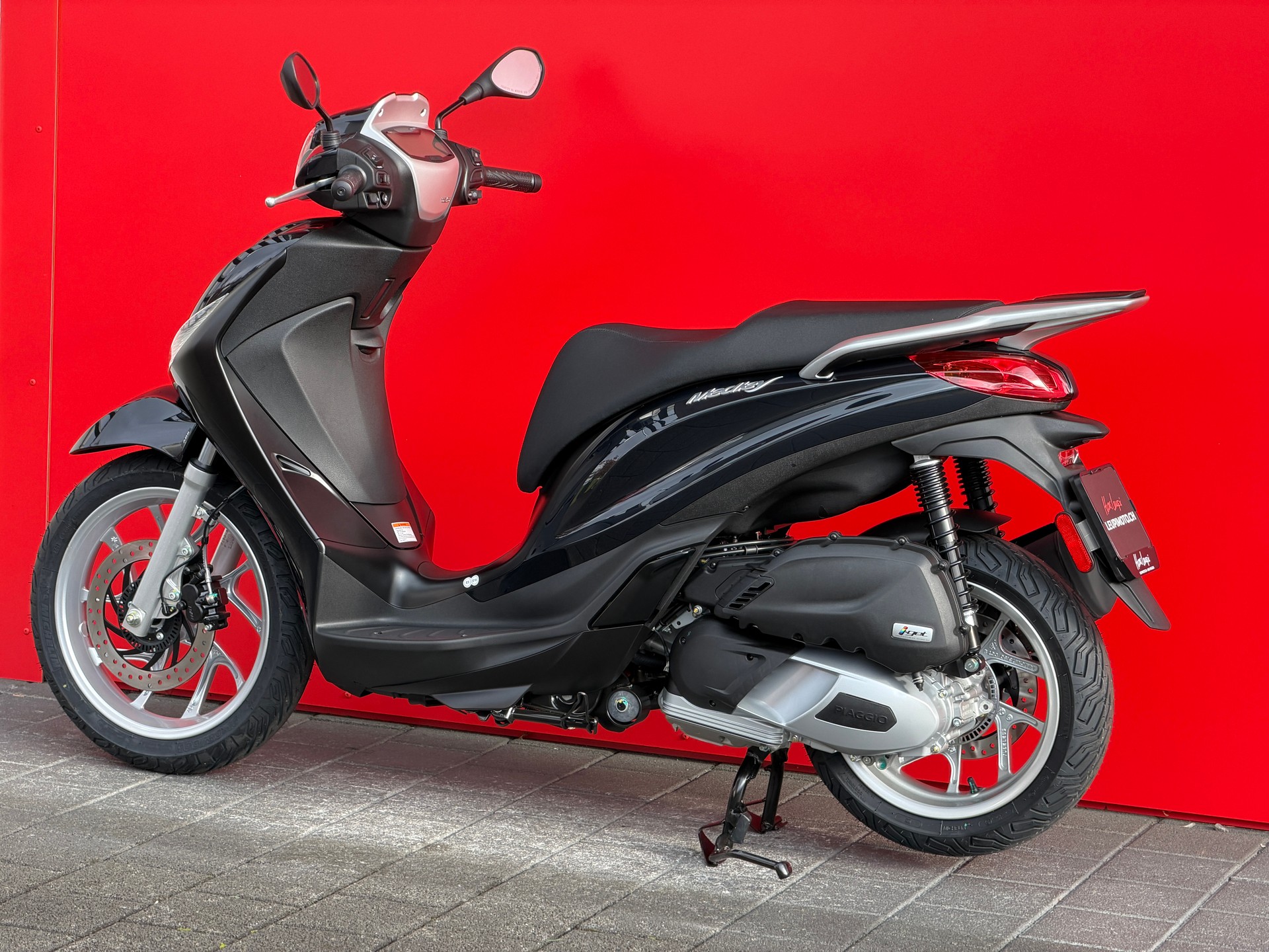 PIAGGIO Medley 125 E5+-image-4