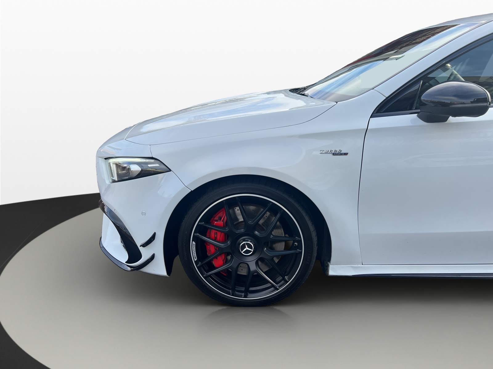MERCEDES-BENZ A 45 S AMG 4Matic+ Speedshift-image-22