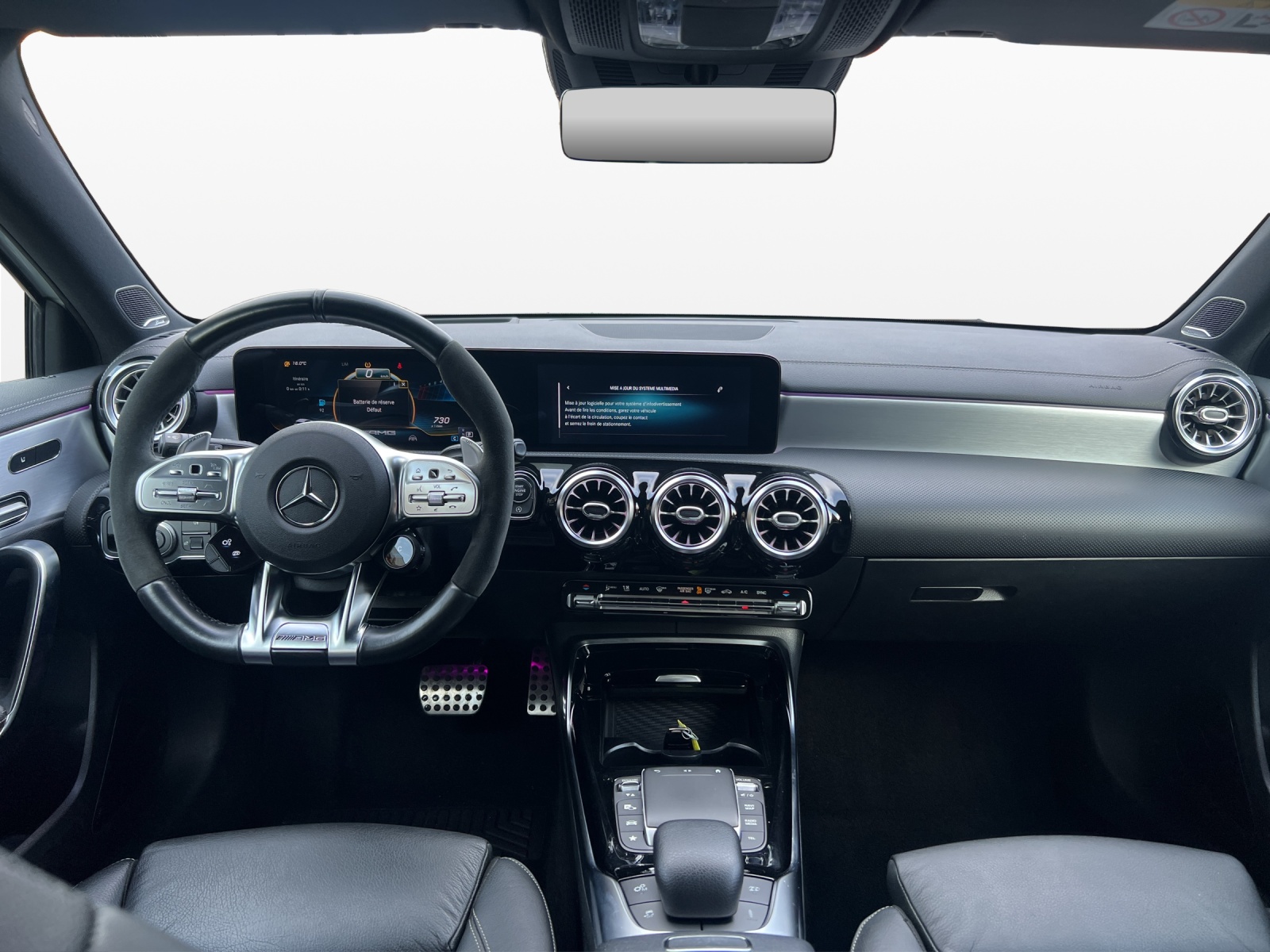MERCEDES-BENZ A 45 S AMG 4Matic+ Speedshift-image-9