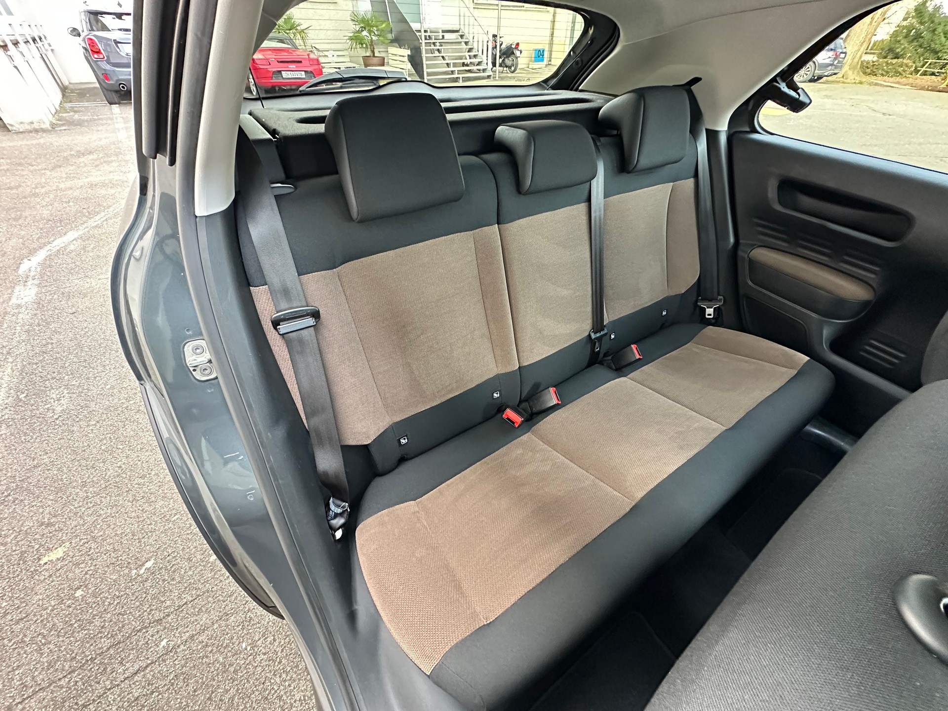 CITROEN C4 Cactus 1.2 e-VTi Shine ETG-image-14