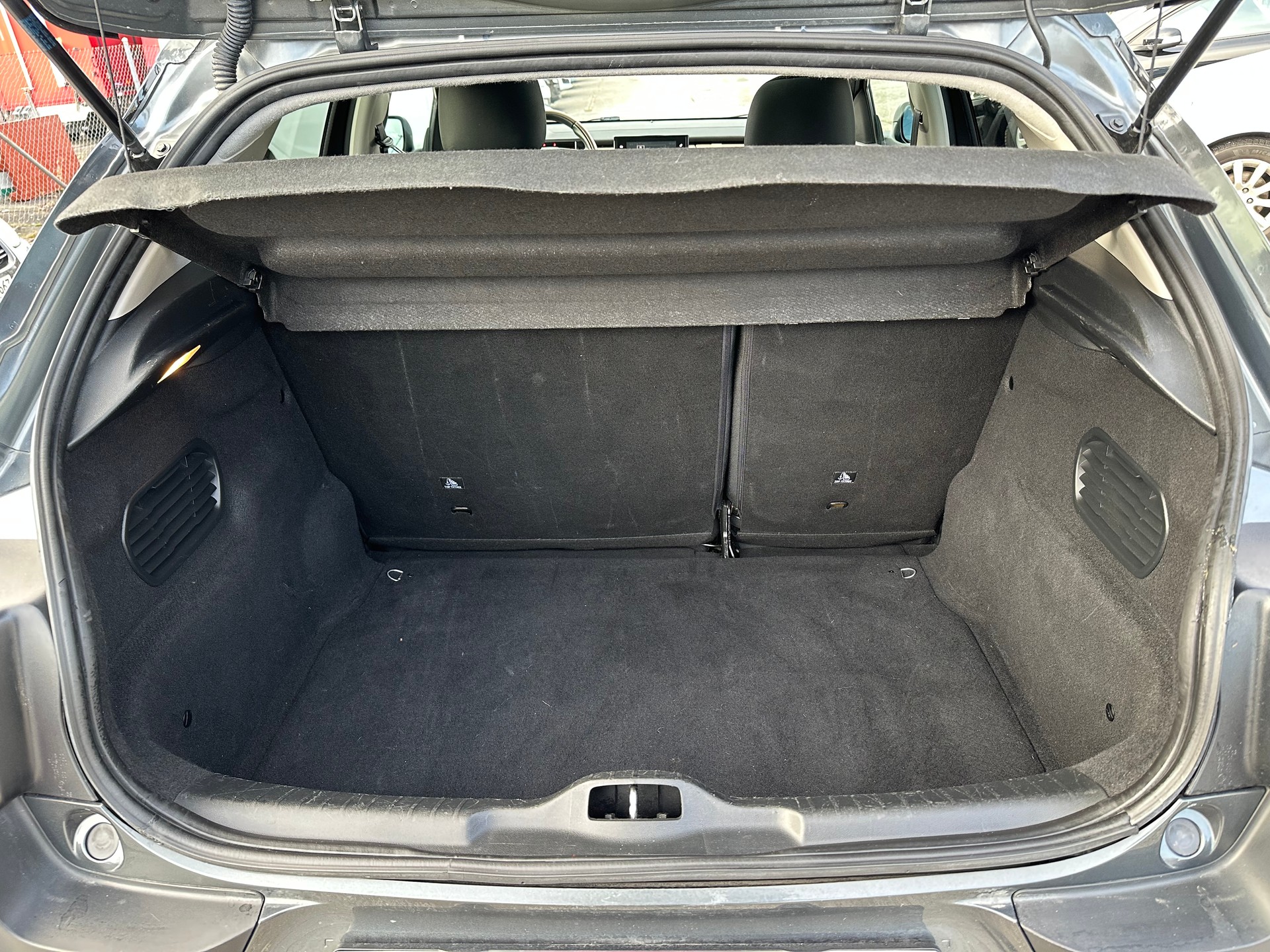 CITROEN C4 Cactus 1.2 e-VTi Shine ETG-image-29