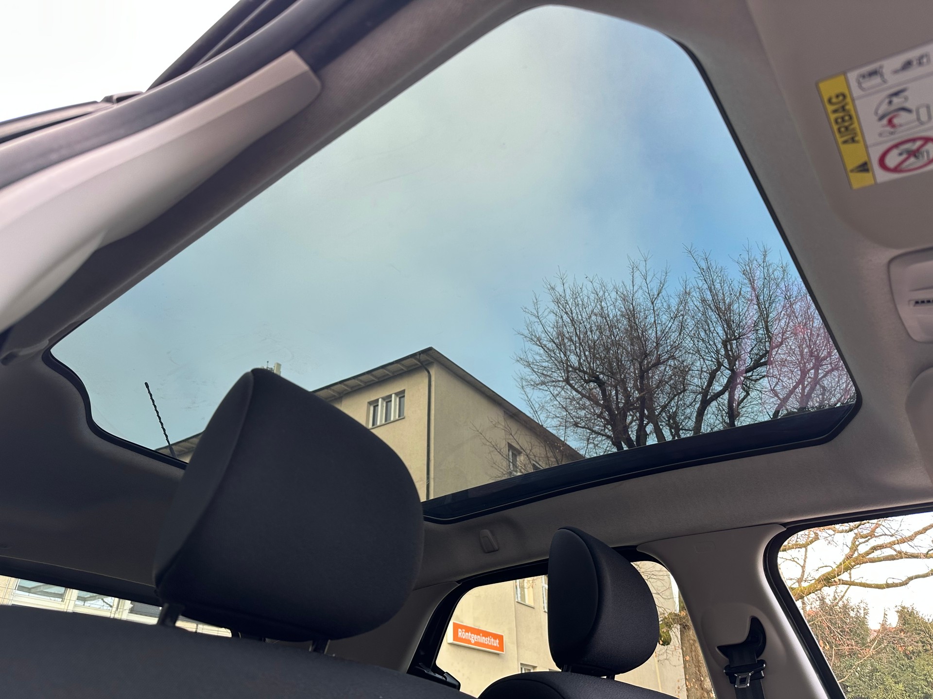 CITROEN C4 Cactus 1.2 e-VTi Shine ETG-image-26