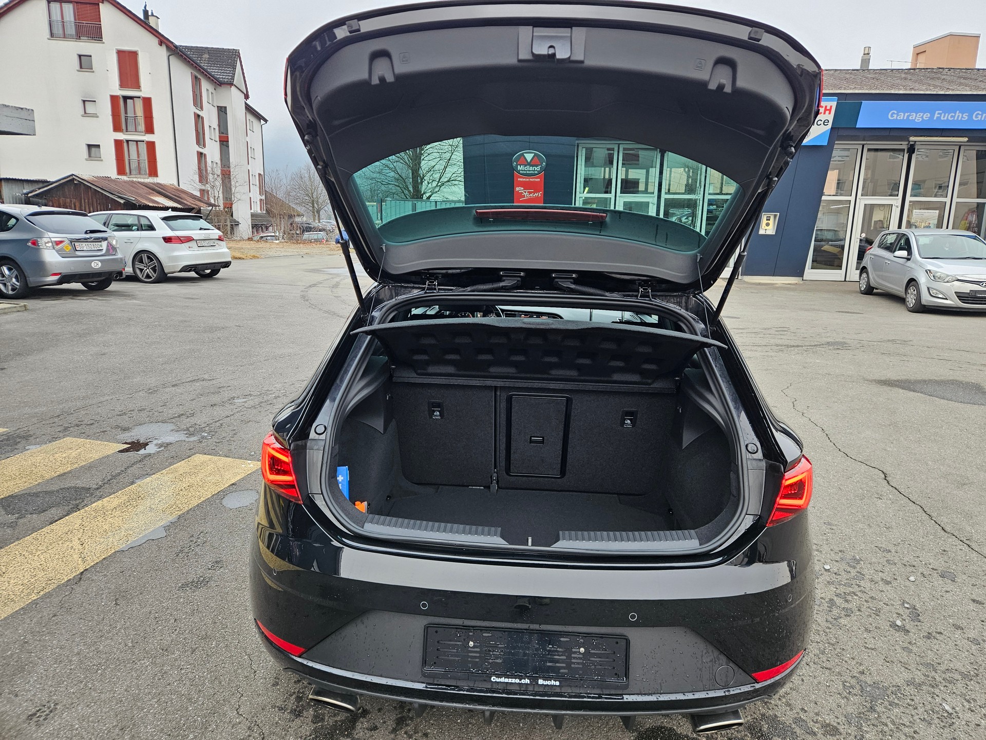 SEAT Leon 2.0 TSI Cupra 300-image-7